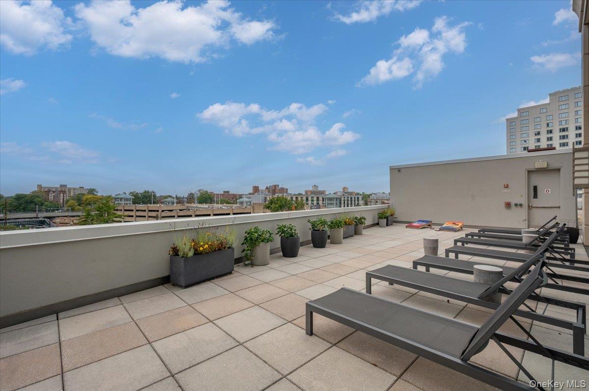 175 Huguenot Street # 2208, New Rochelle, NY 10801