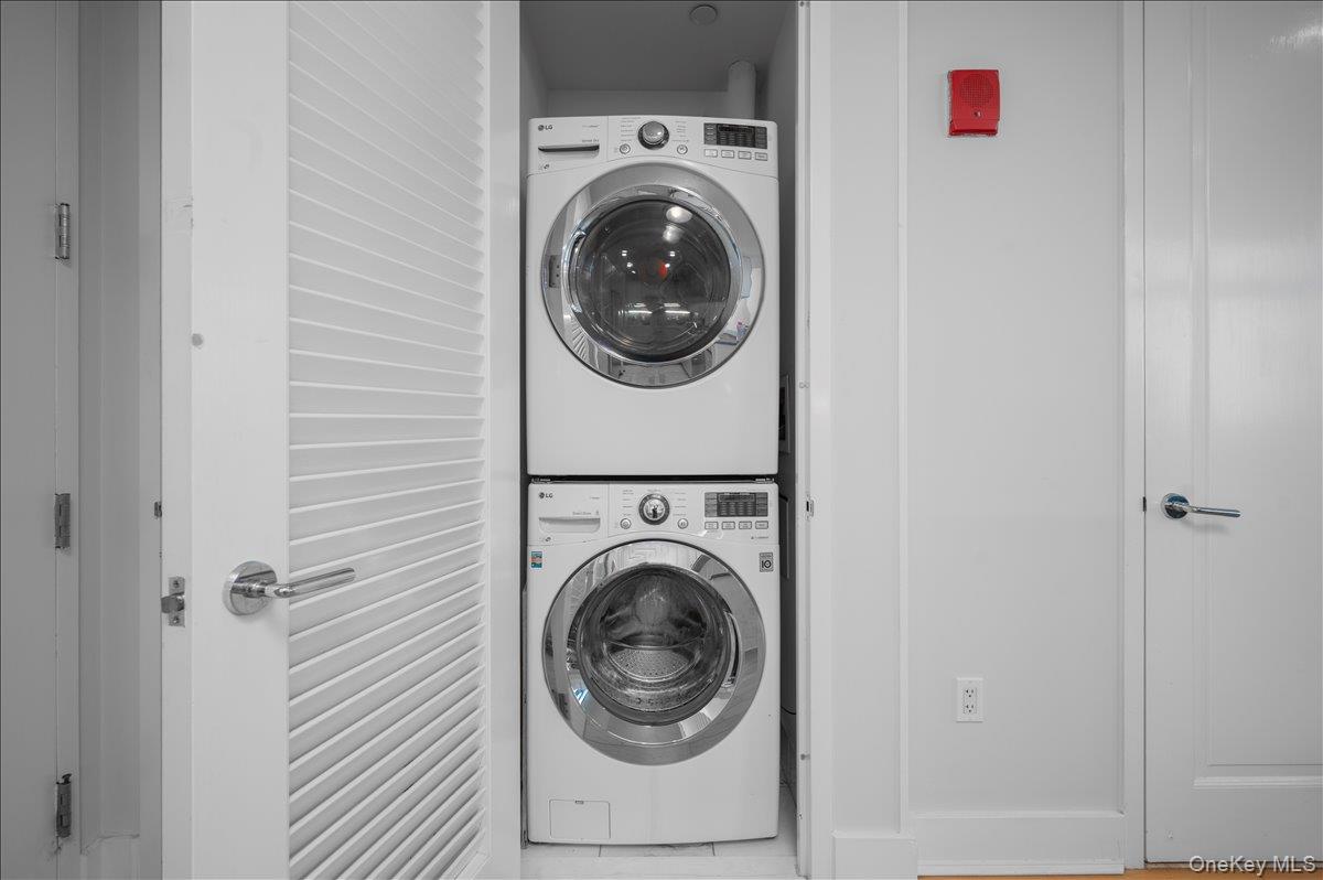 175 Huguenot Street # 2208, New Rochelle, NY 10801