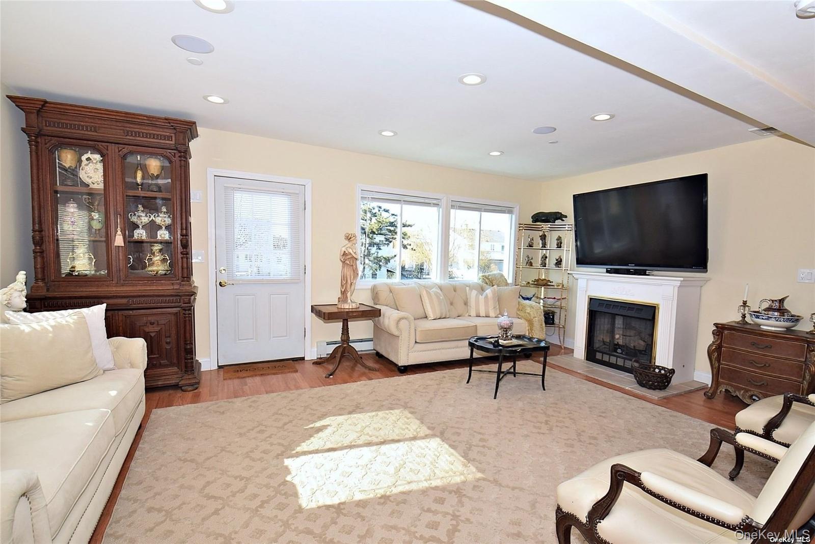 3434 Colony Drive, Baldwin Harbor, NY 11510