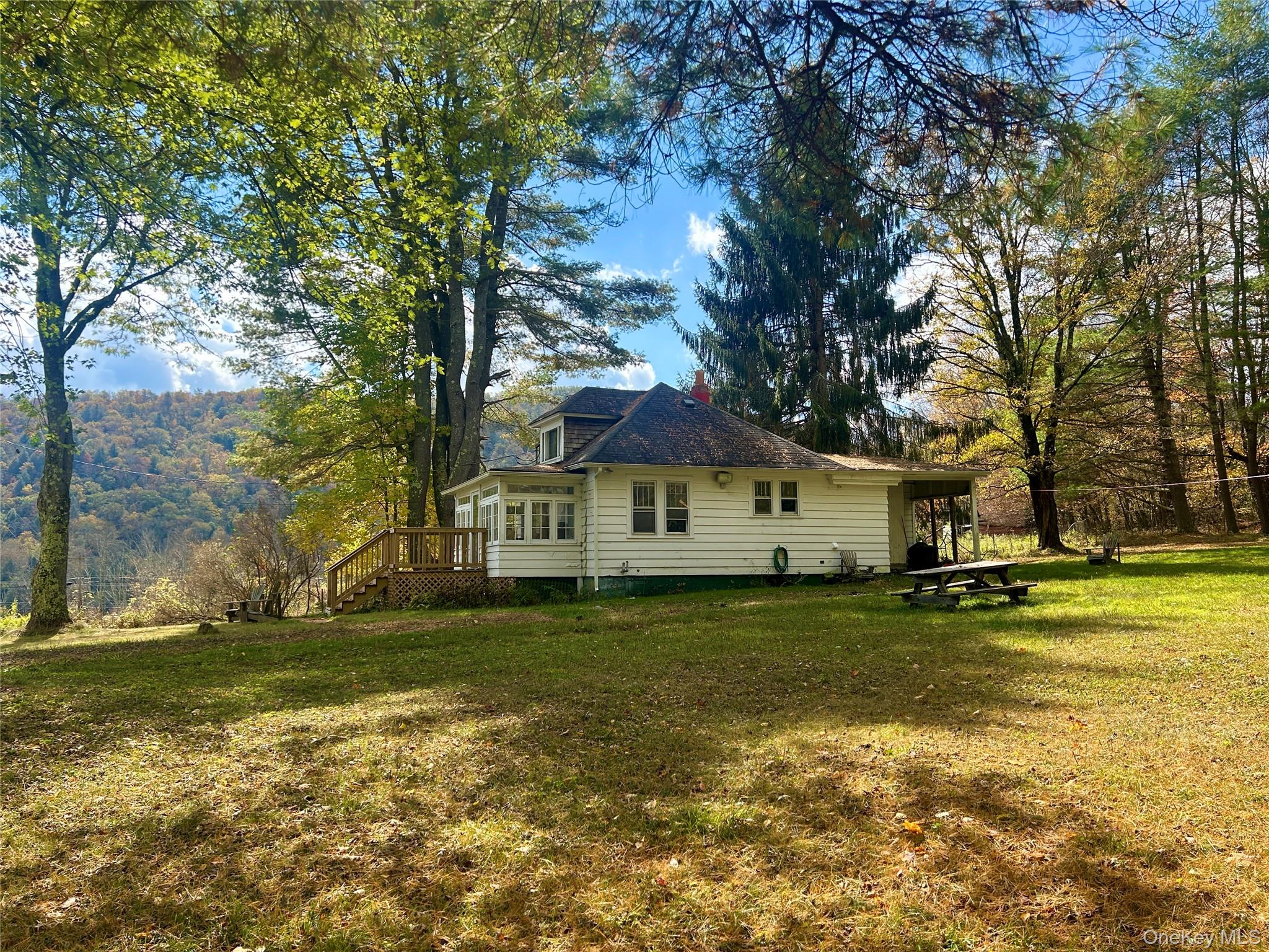 15 Burnt Hill Road, Roscoe, NY 12776