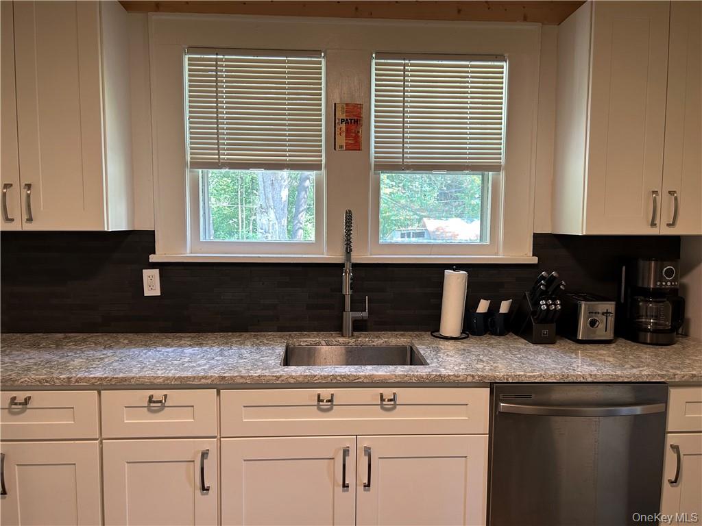 15 Burnt Hill Road, Roscoe, NY 12776