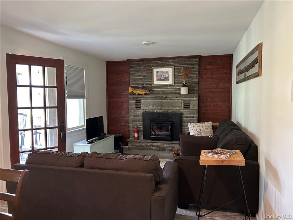 15 Burnt Hill Road, Roscoe, NY 12776