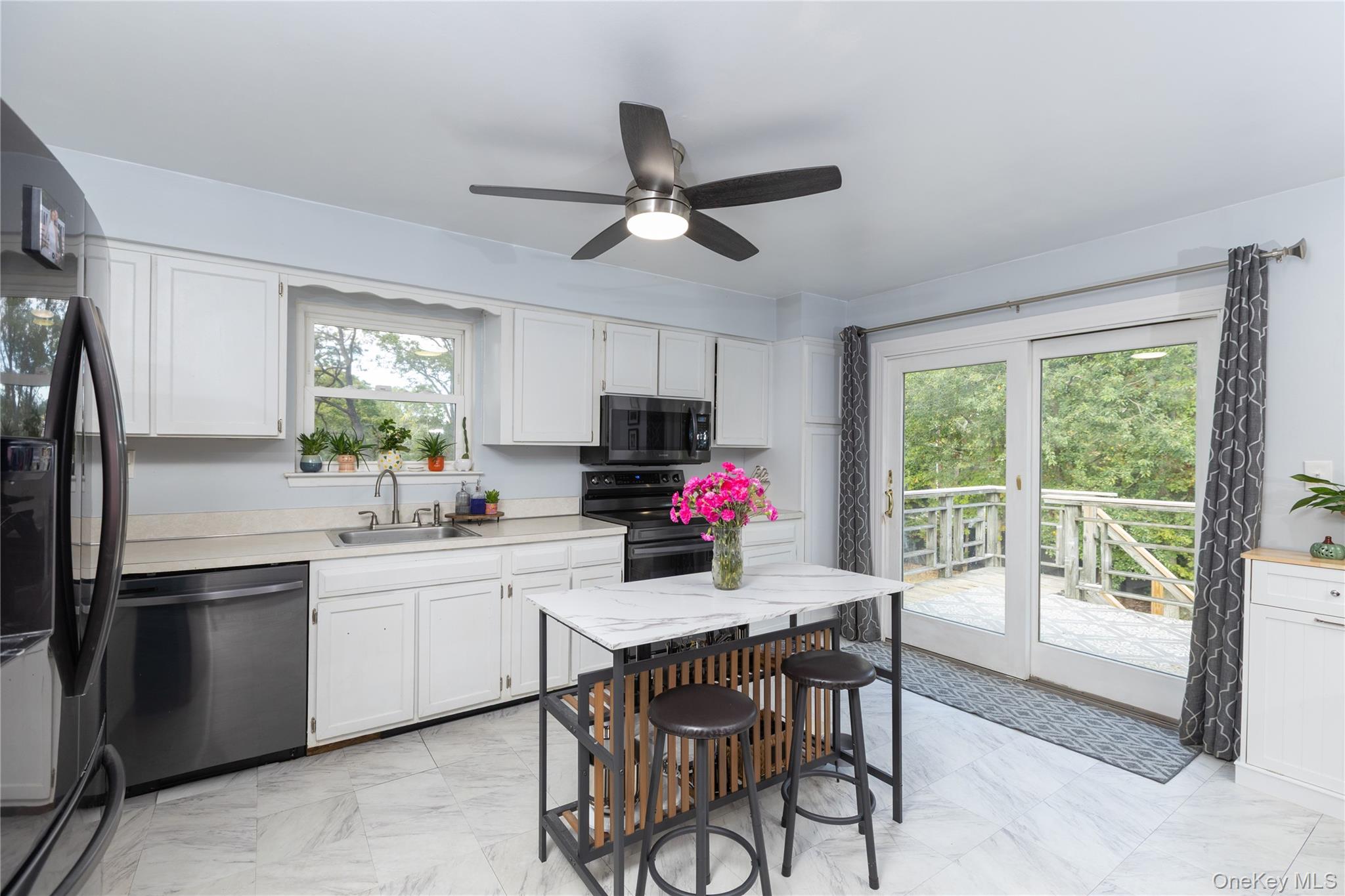 3 Henearly Drive, Miller Place, NY 11764