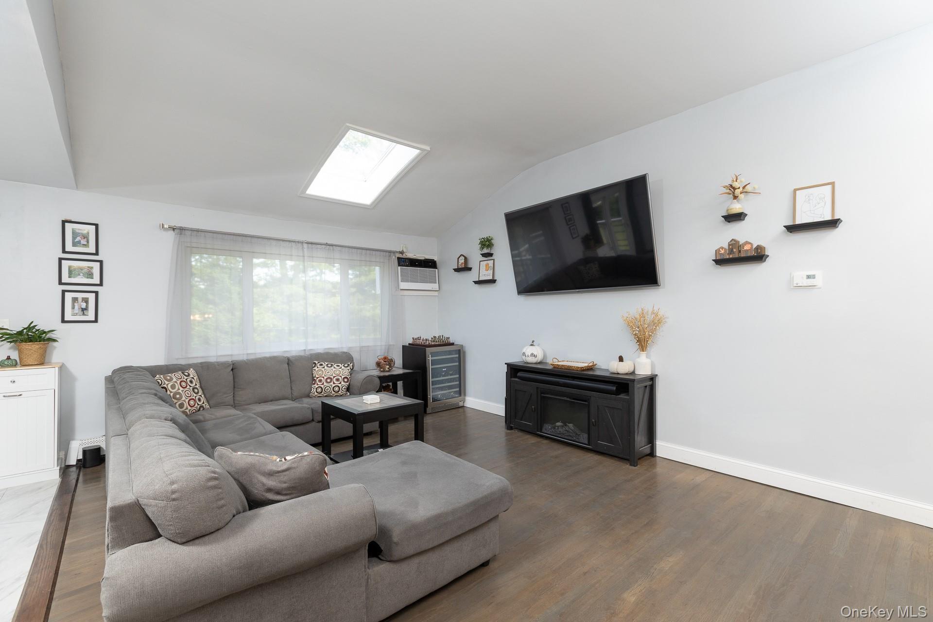 3 Henearly Drive, Miller Place, NY 11764