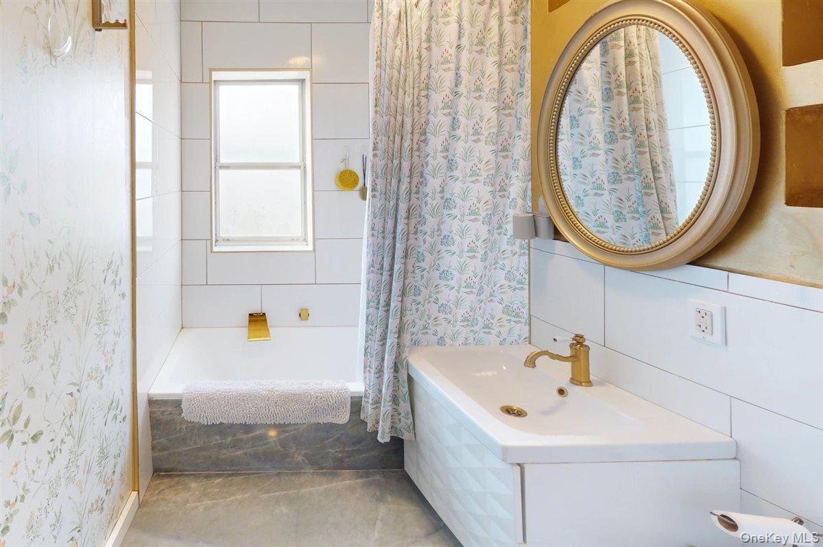 175-05 145th Drive, Springfield Gardens, NY 11434