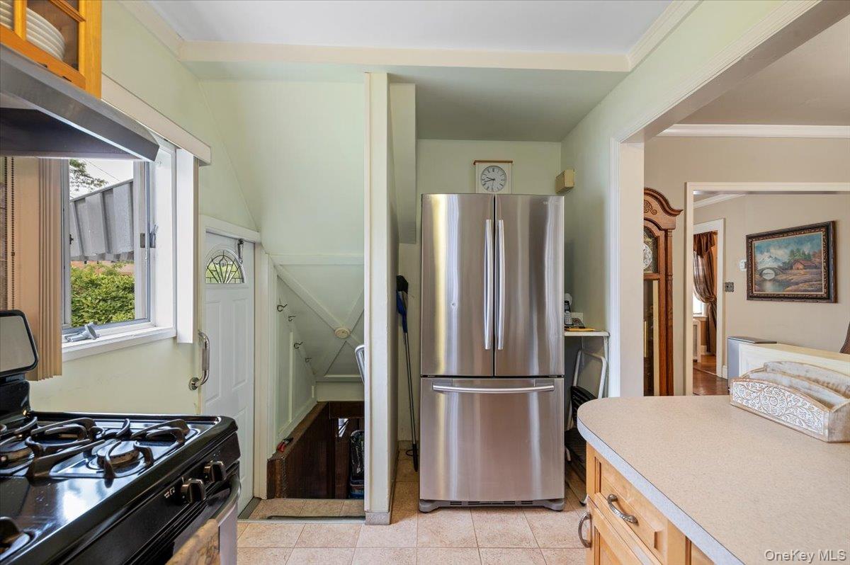 11 Park Avenue, Williston Park, NY 11596