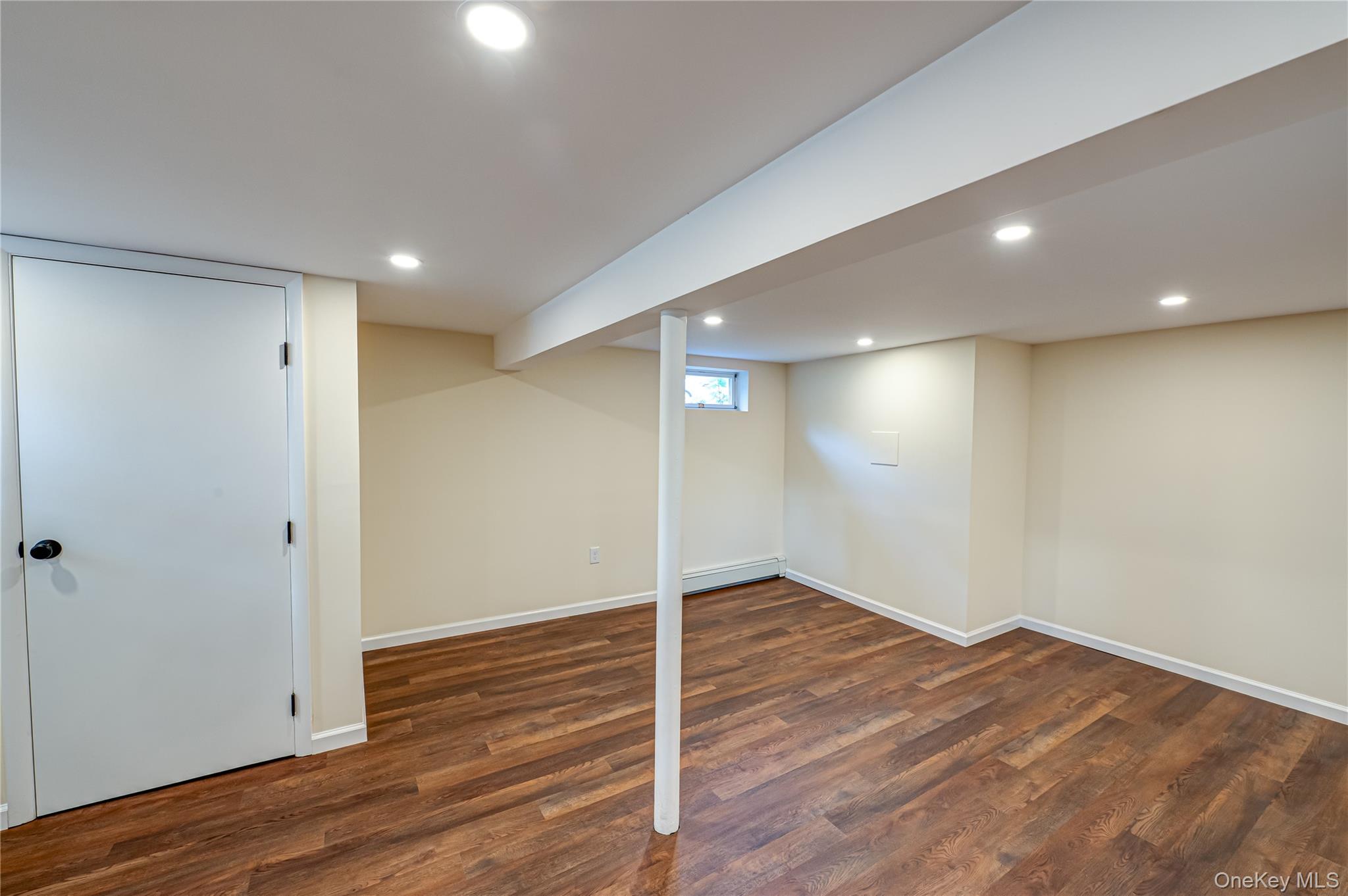 40 Center Street, Ronkonkoma, NY 11779