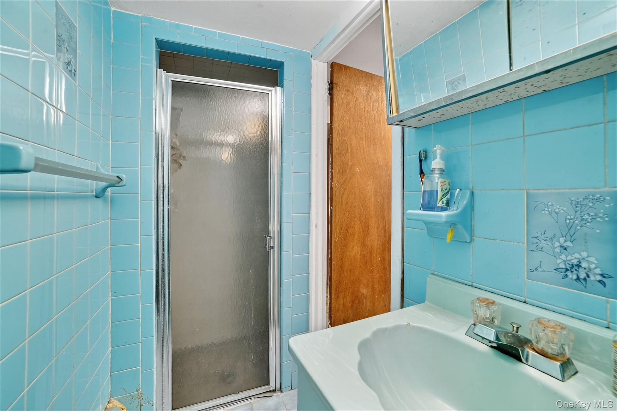 180 Saratoga Avenue, Yonkers, NY 10705