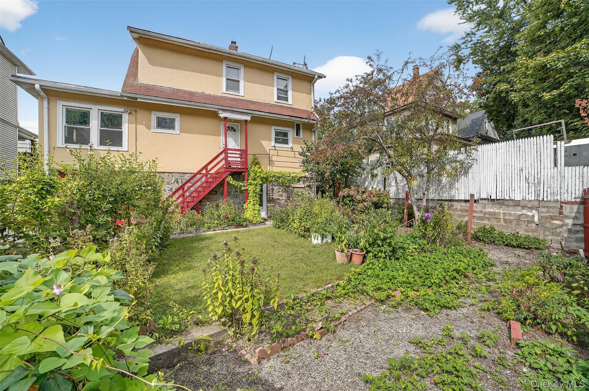 180 Saratoga Avenue, Yonkers, NY 10705