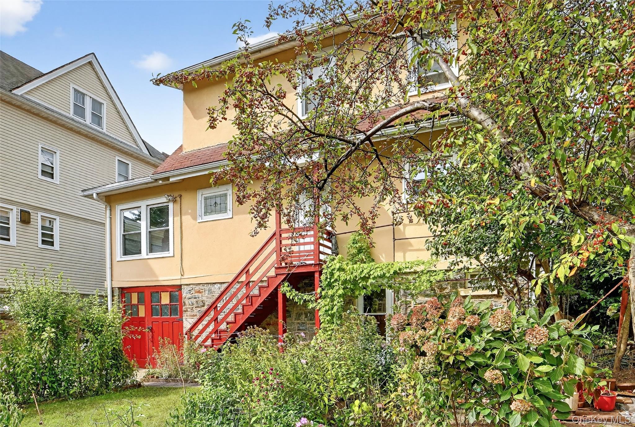 180 Saratoga Avenue, Yonkers, NY 10705