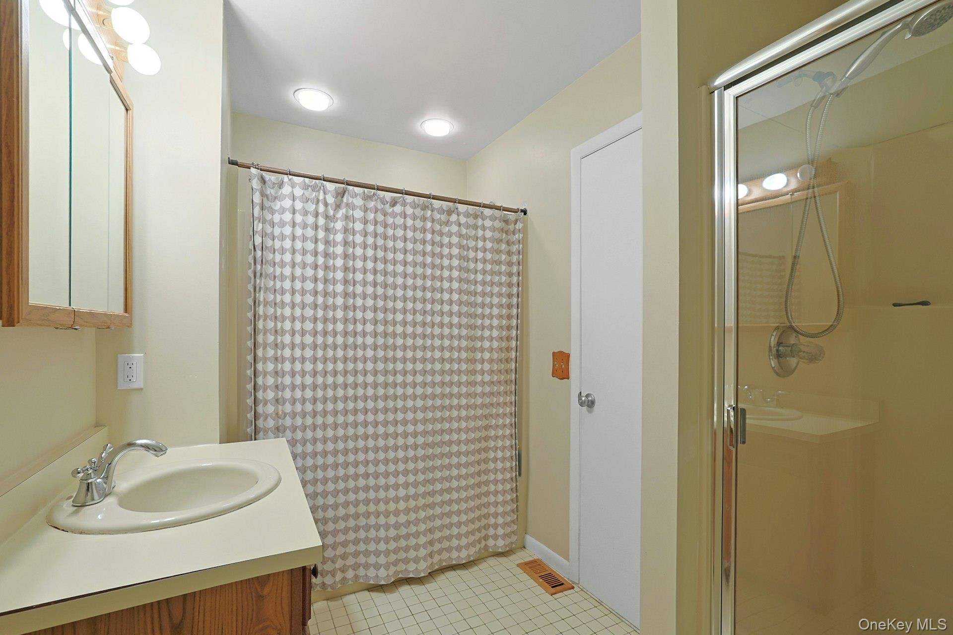 108 Sunfish Landing, Mohegan Lake, NY 10547