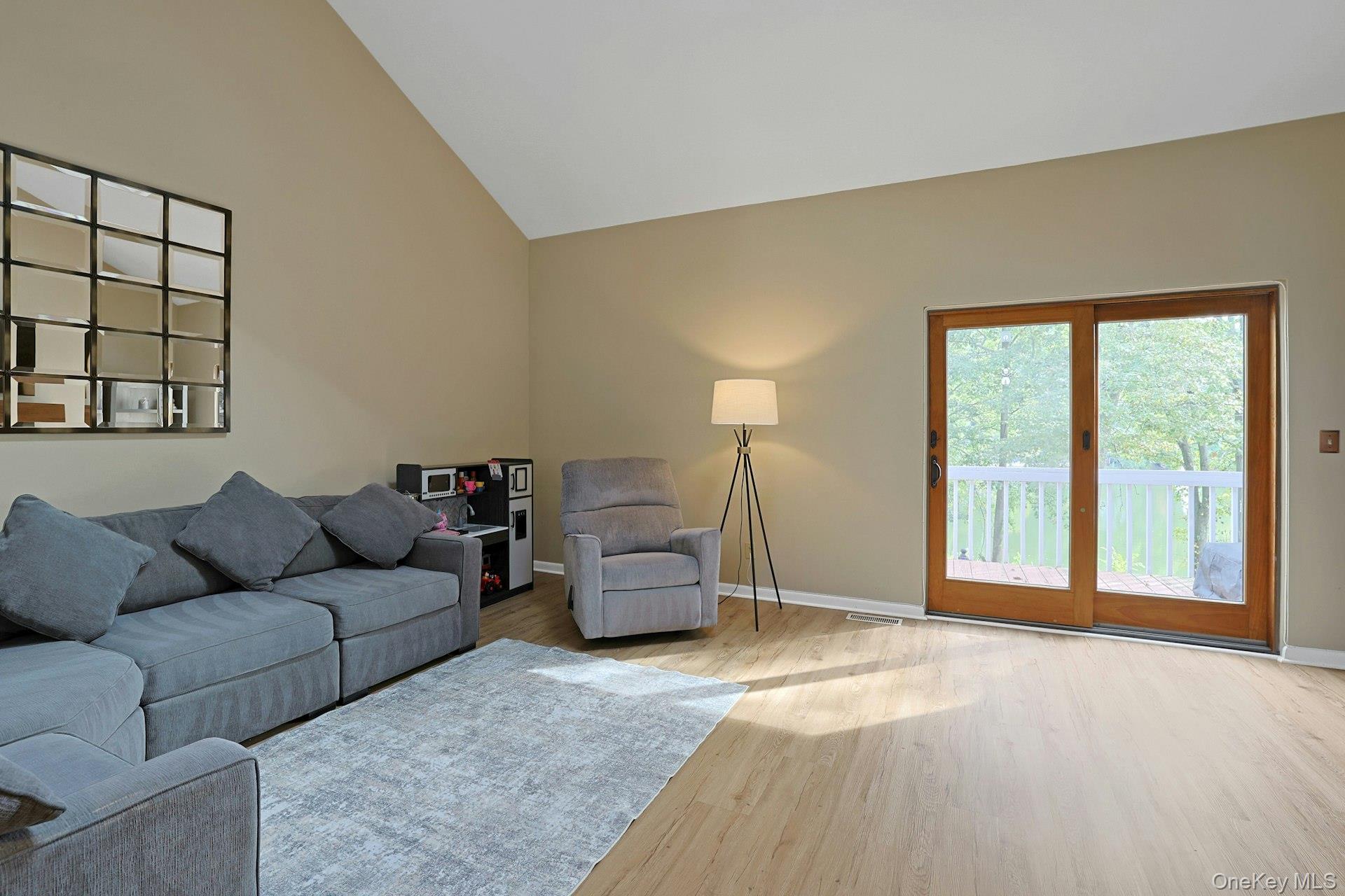 108 Sunfish Landing, Mohegan Lake, NY 10547