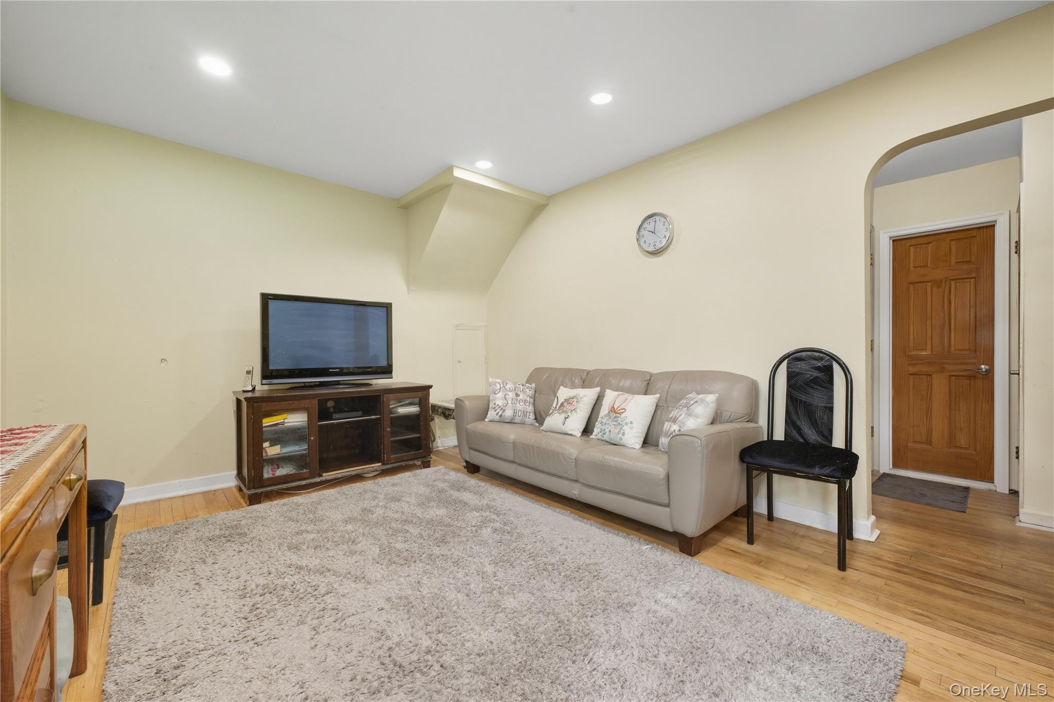 260-73 75th Avenue # 1st Fl, Glen Oaks, NY 11004