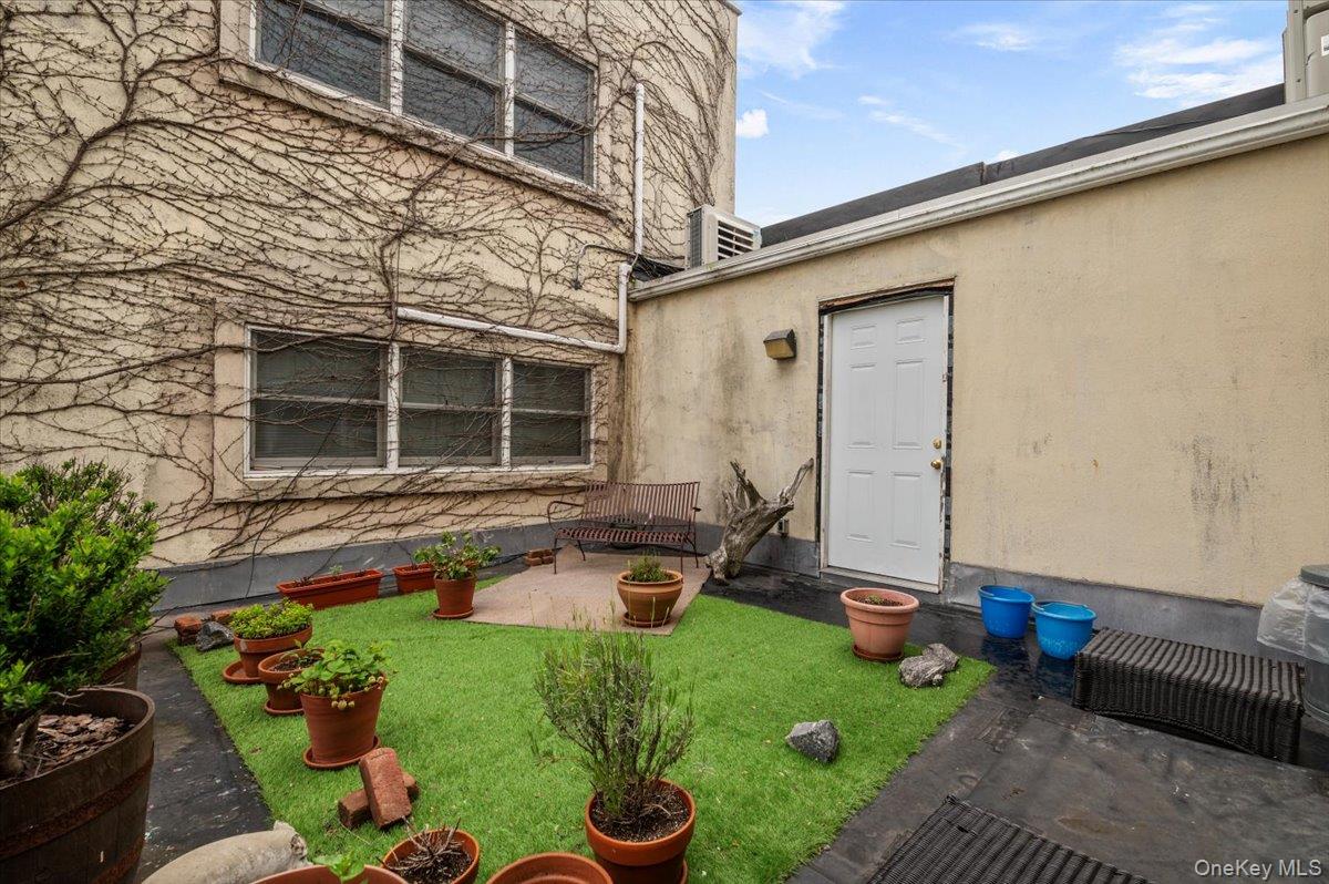 36 Main Street # 3, Sag Harbor, NY 11963