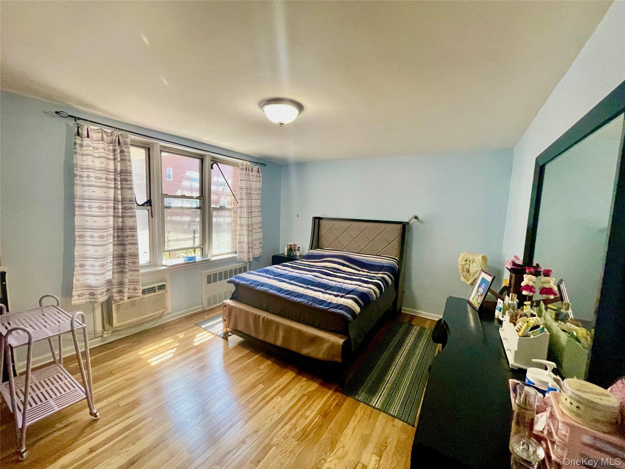 94-11 59th Avenue # D17, Elmhurst, NY 11373