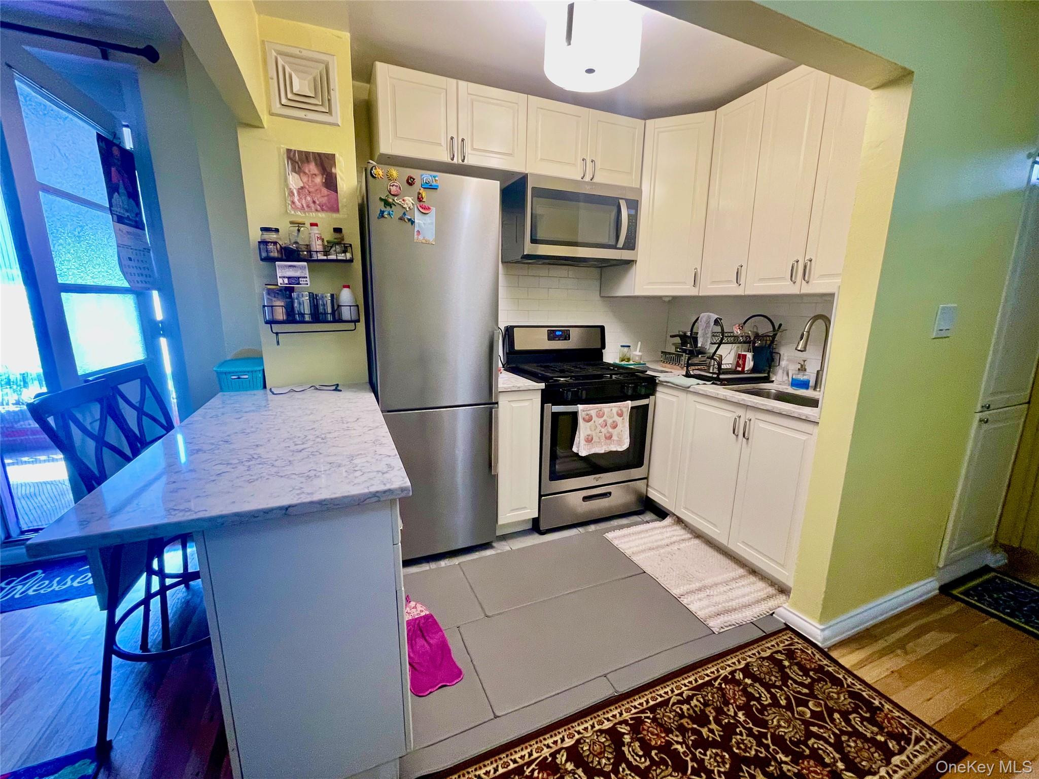 94-11 59th Avenue # D17, Elmhurst, NY 11373