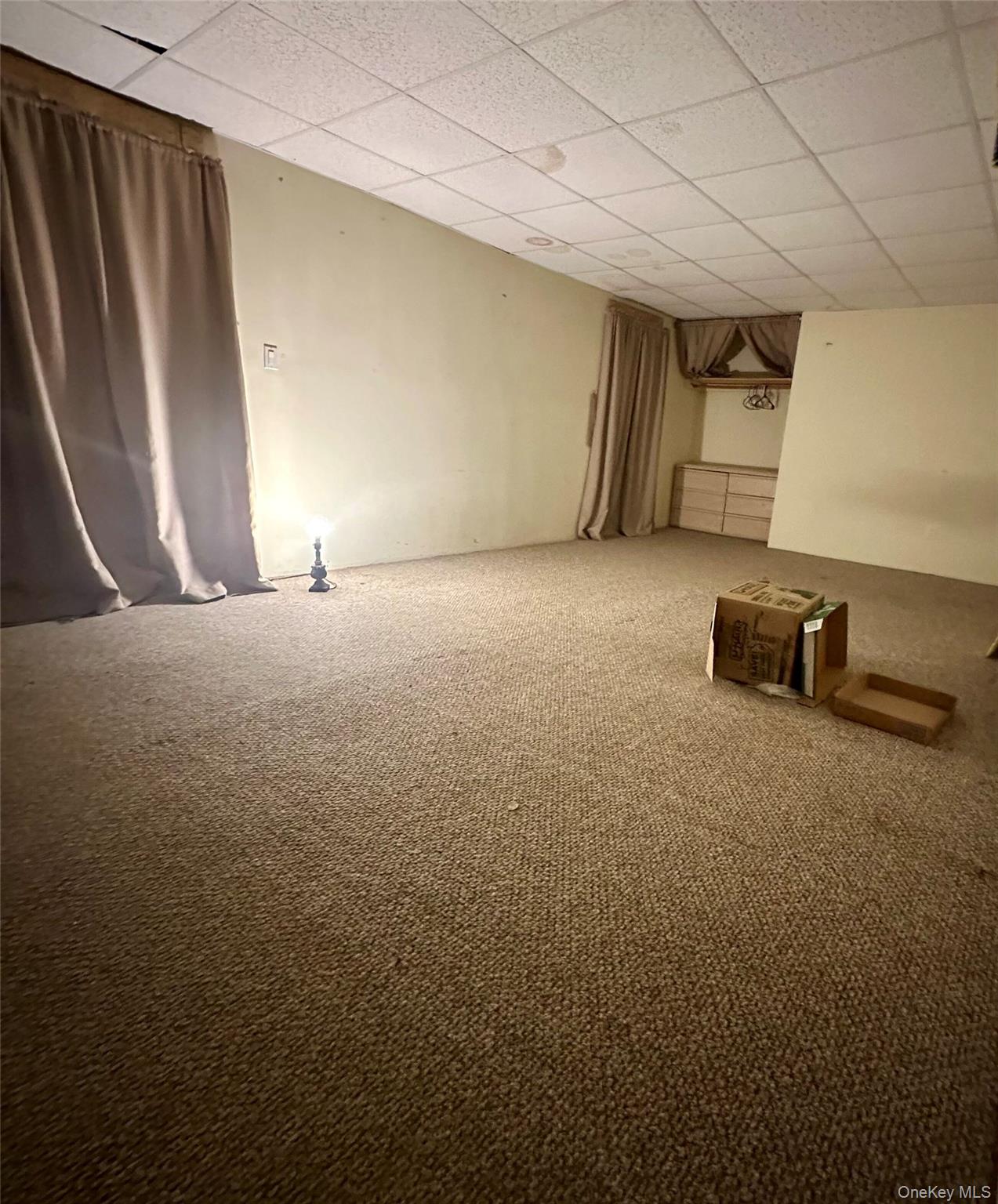 4 Thunderbird Court, Shoreham, NY 11786