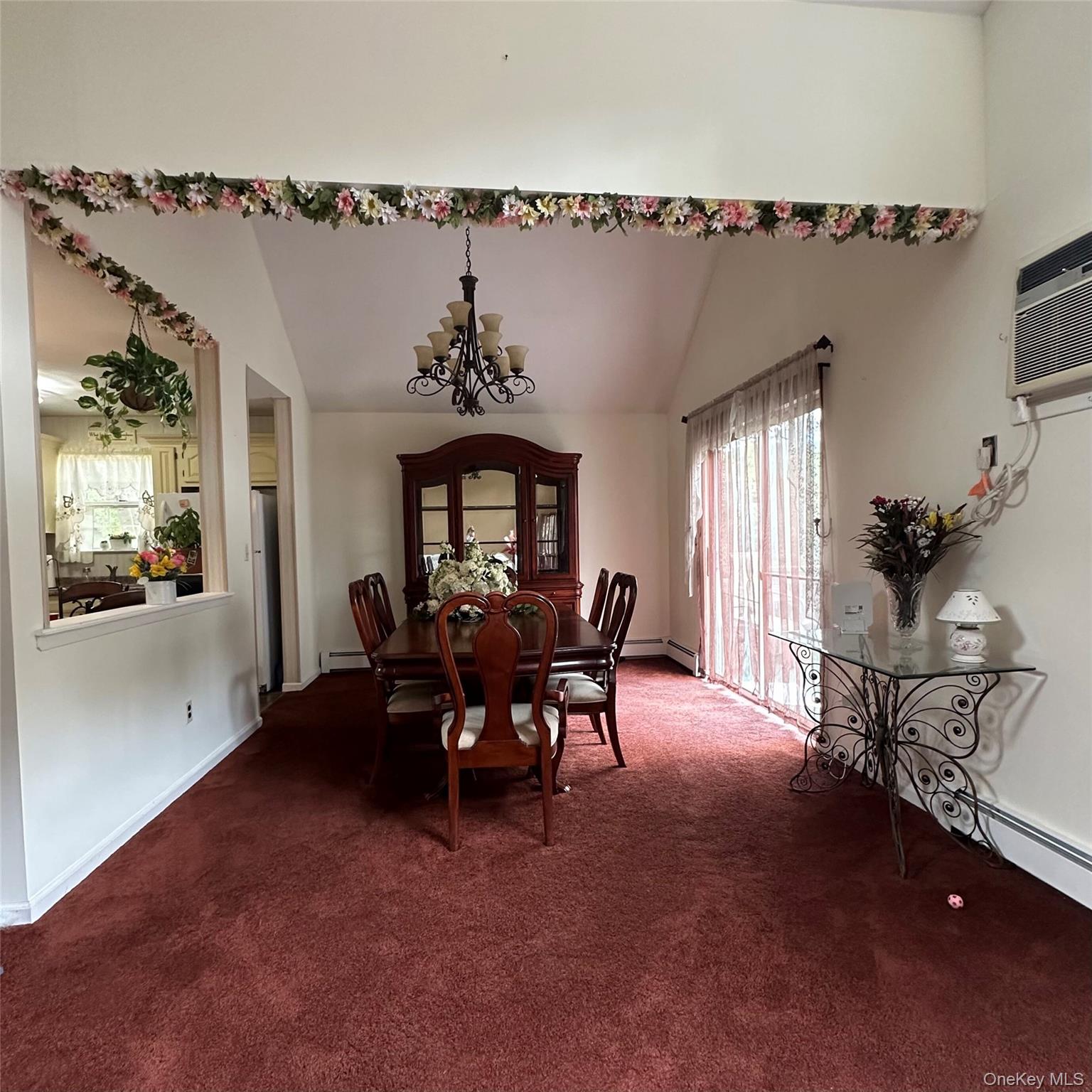 4 Thunderbird Court, Shoreham, NY 11786