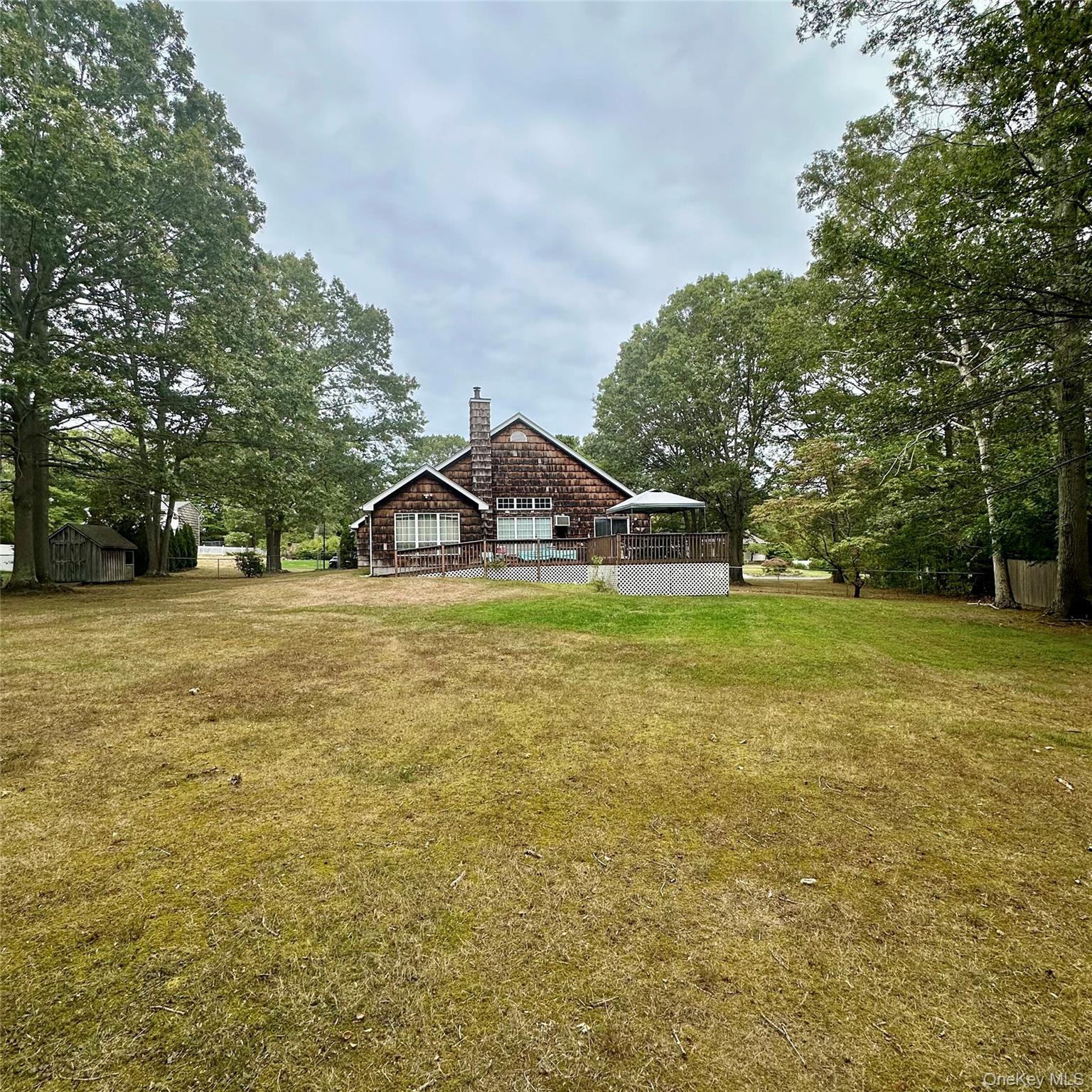 4 Thunderbird Court, Shoreham, NY 11786