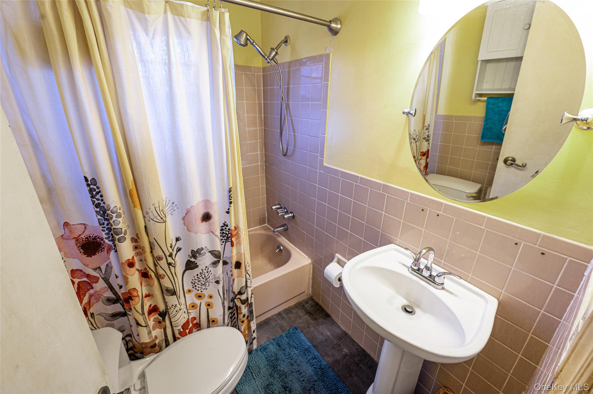 360 Arcadia Drive, West Islip, NY 11795