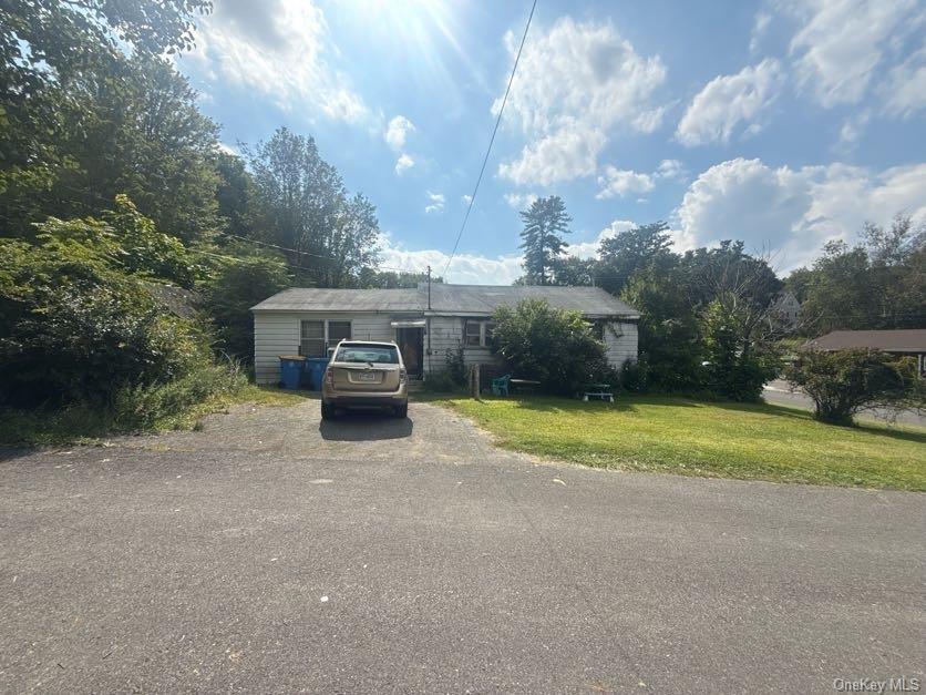 18 Pettit Avenue, Kingston, NY 12401