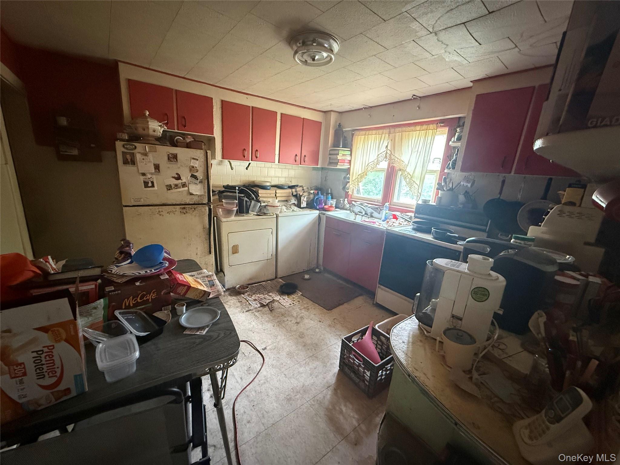 18 Pettit Avenue, Kingston, NY 12401