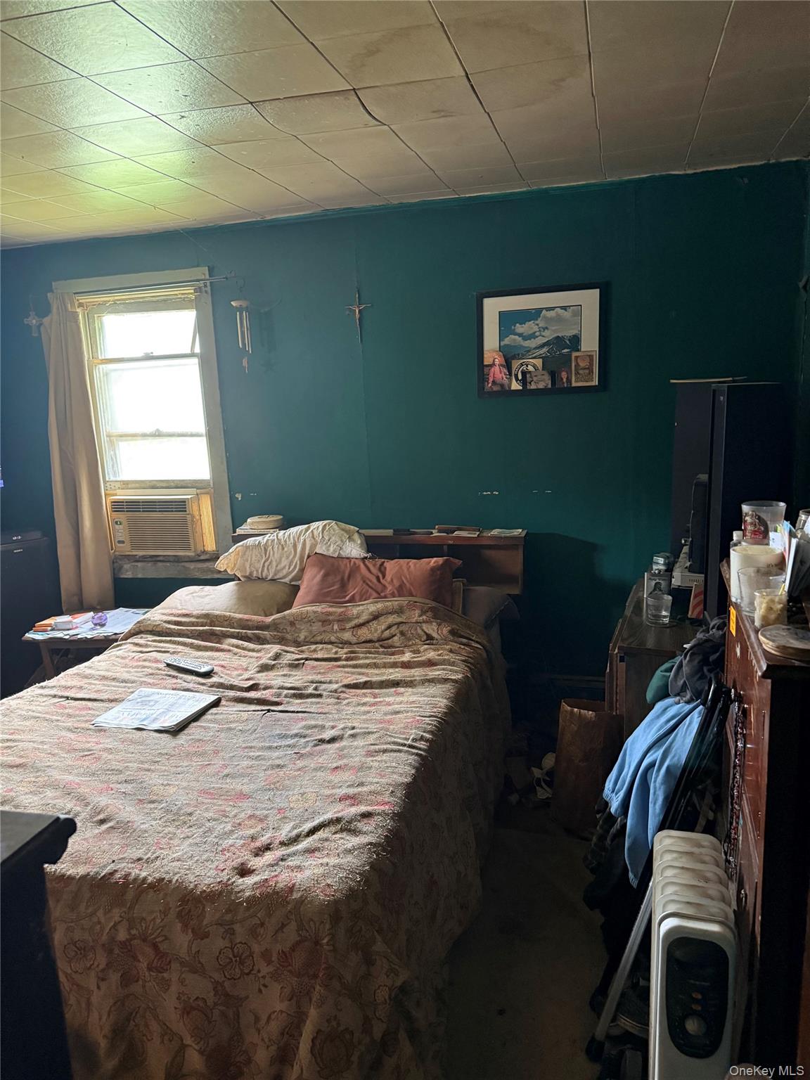 18 Pettit Avenue, Kingston, NY 12401