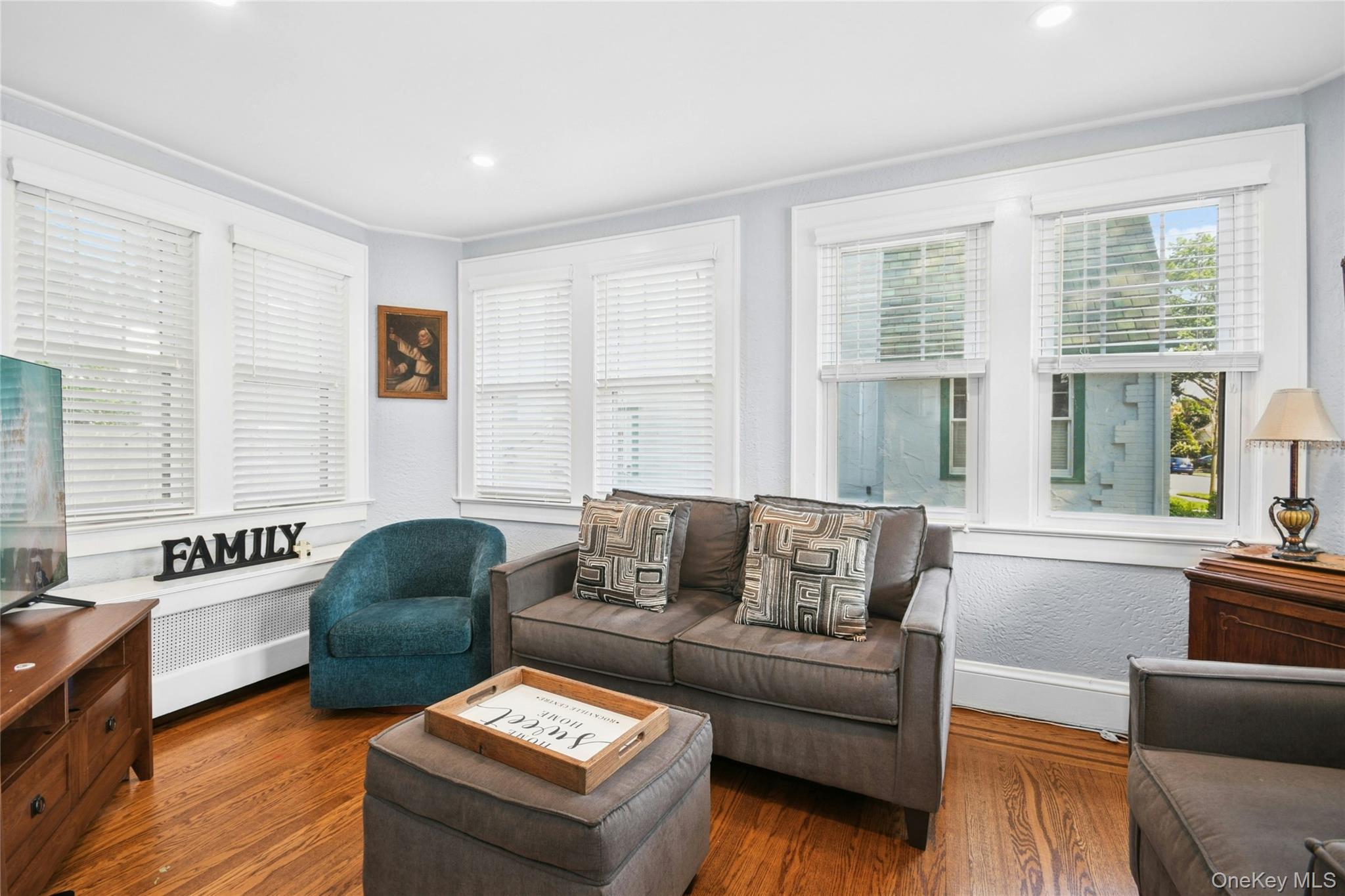 57 Hollywood Court, Rockville Centre, NY 11570