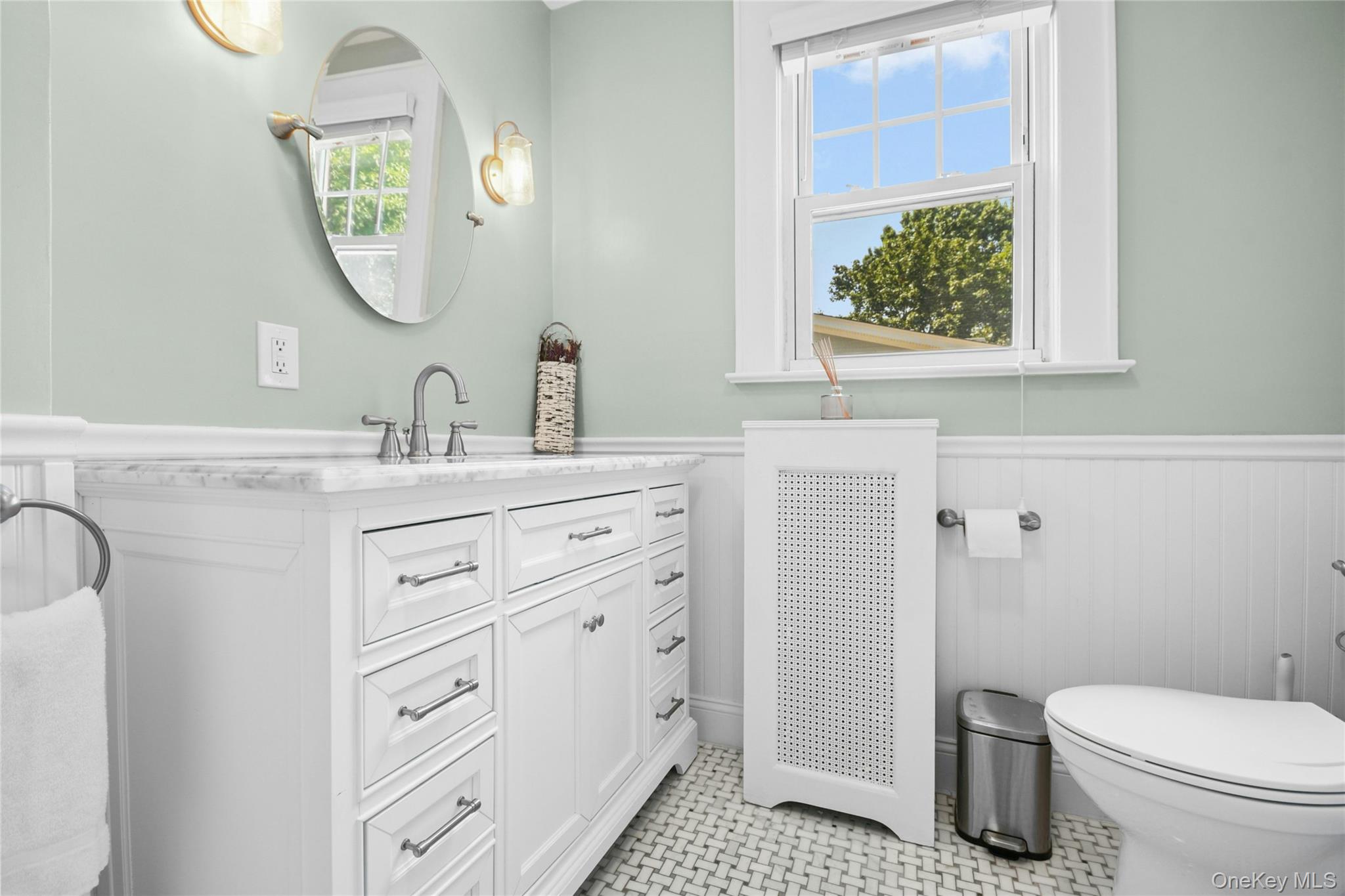 57 Hollywood Court, Rockville Centre, NY 11570