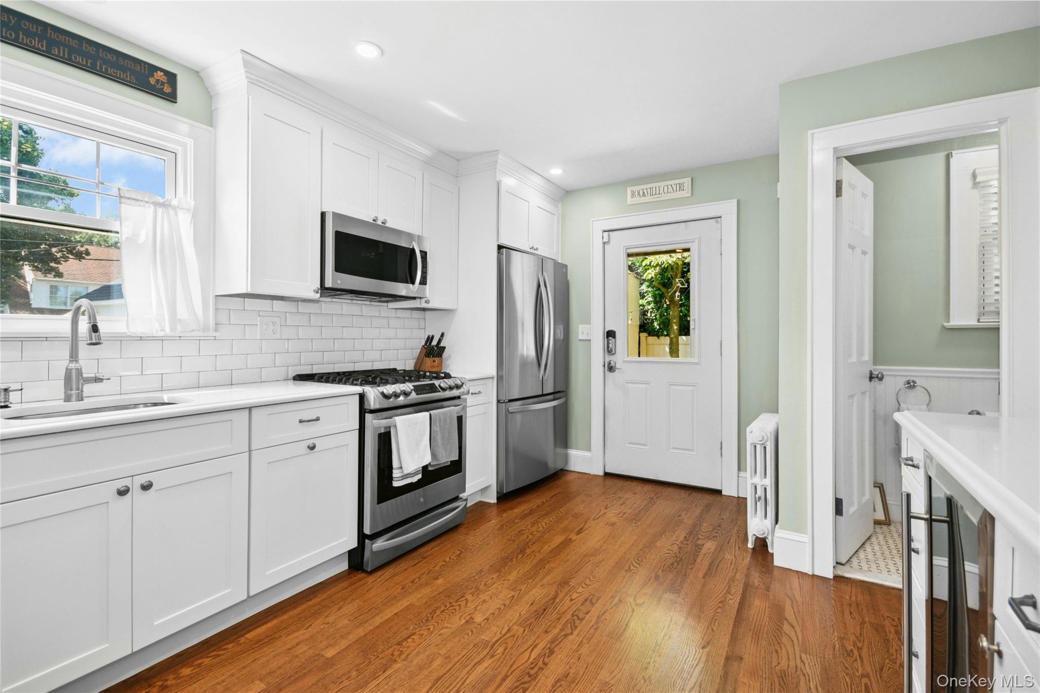 57 Hollywood Court, Rockville Centre, NY 11570