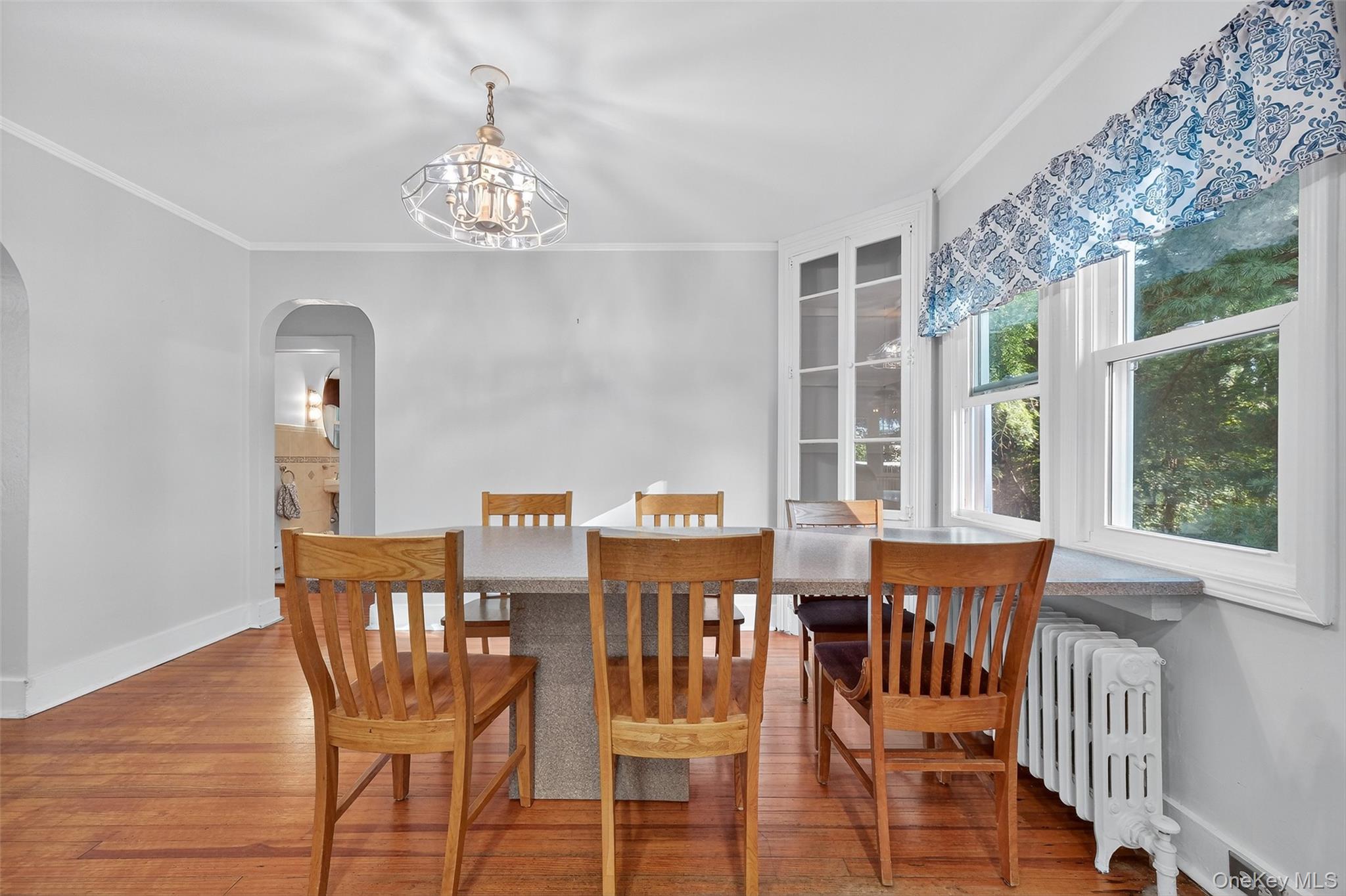 34 Mountain View Road, Poughkeepsie, NY 12603