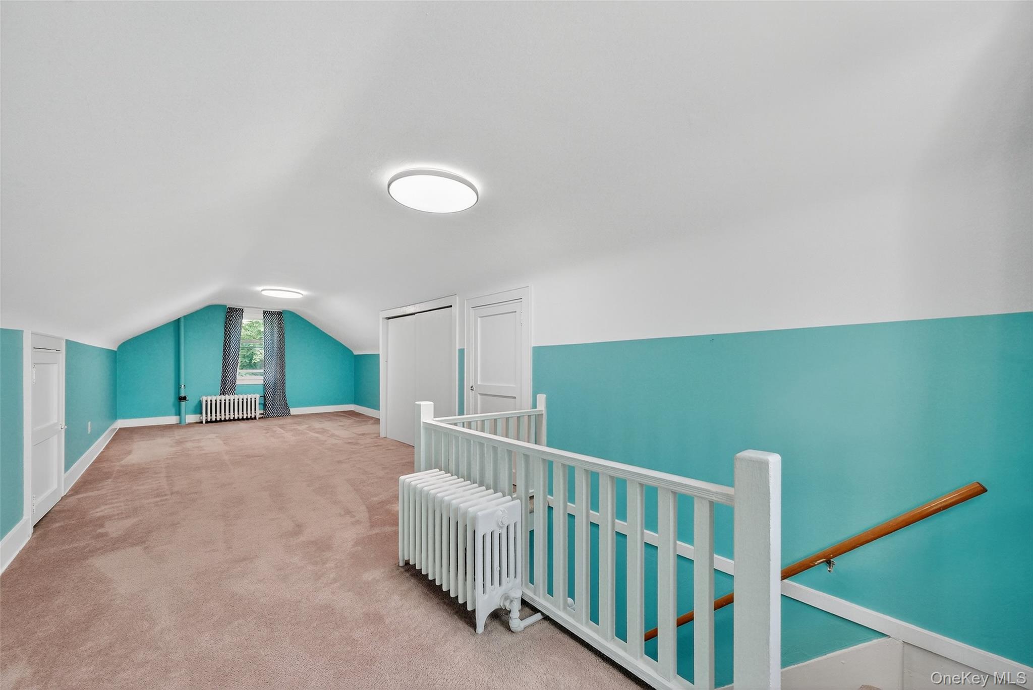 34 Mountain View Road, Poughkeepsie, NY 12603