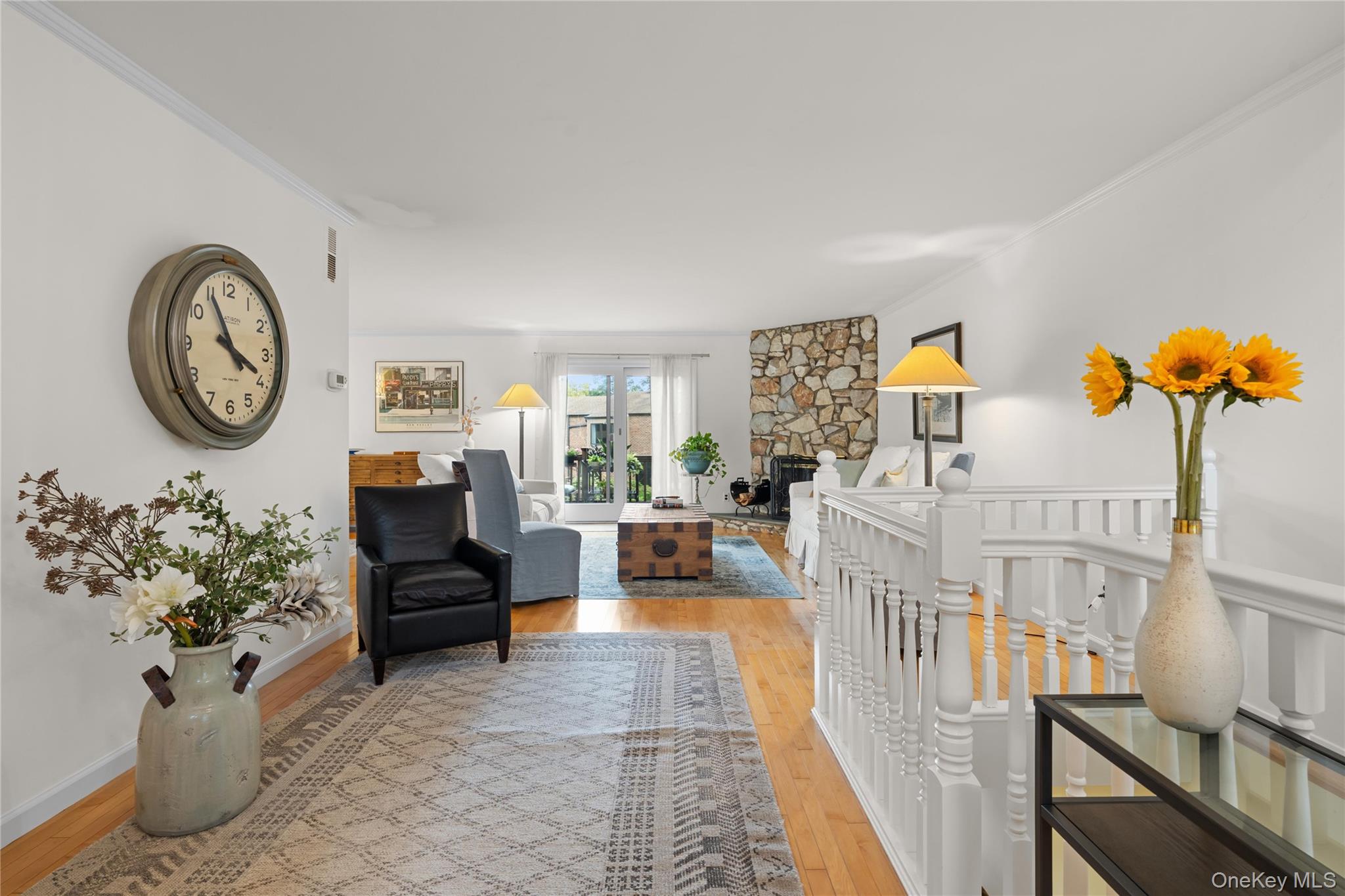 38 Windsor Gate Drive, North Hills, NY 11040