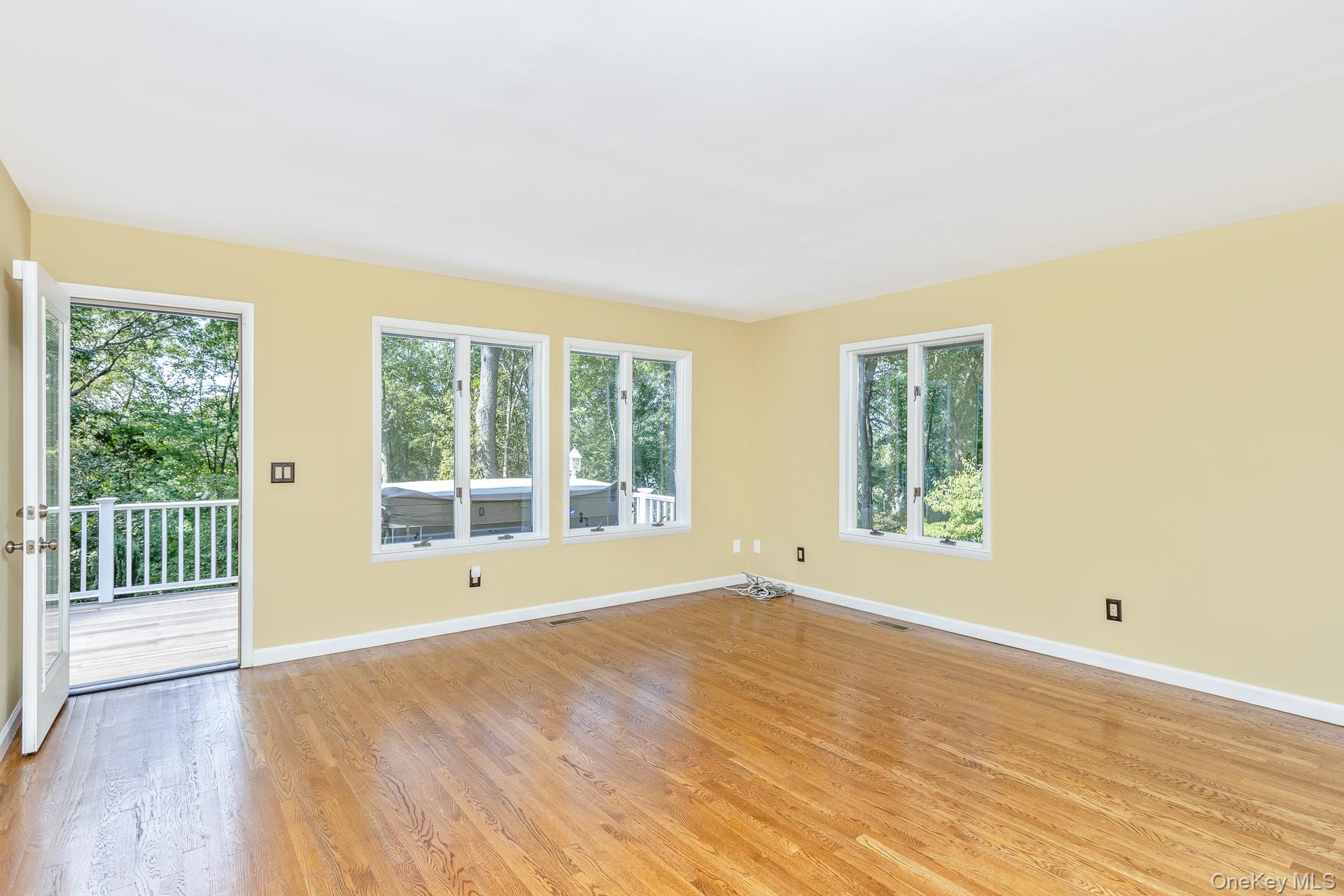 1 Summit Trail, Nissequogue, NY 11780