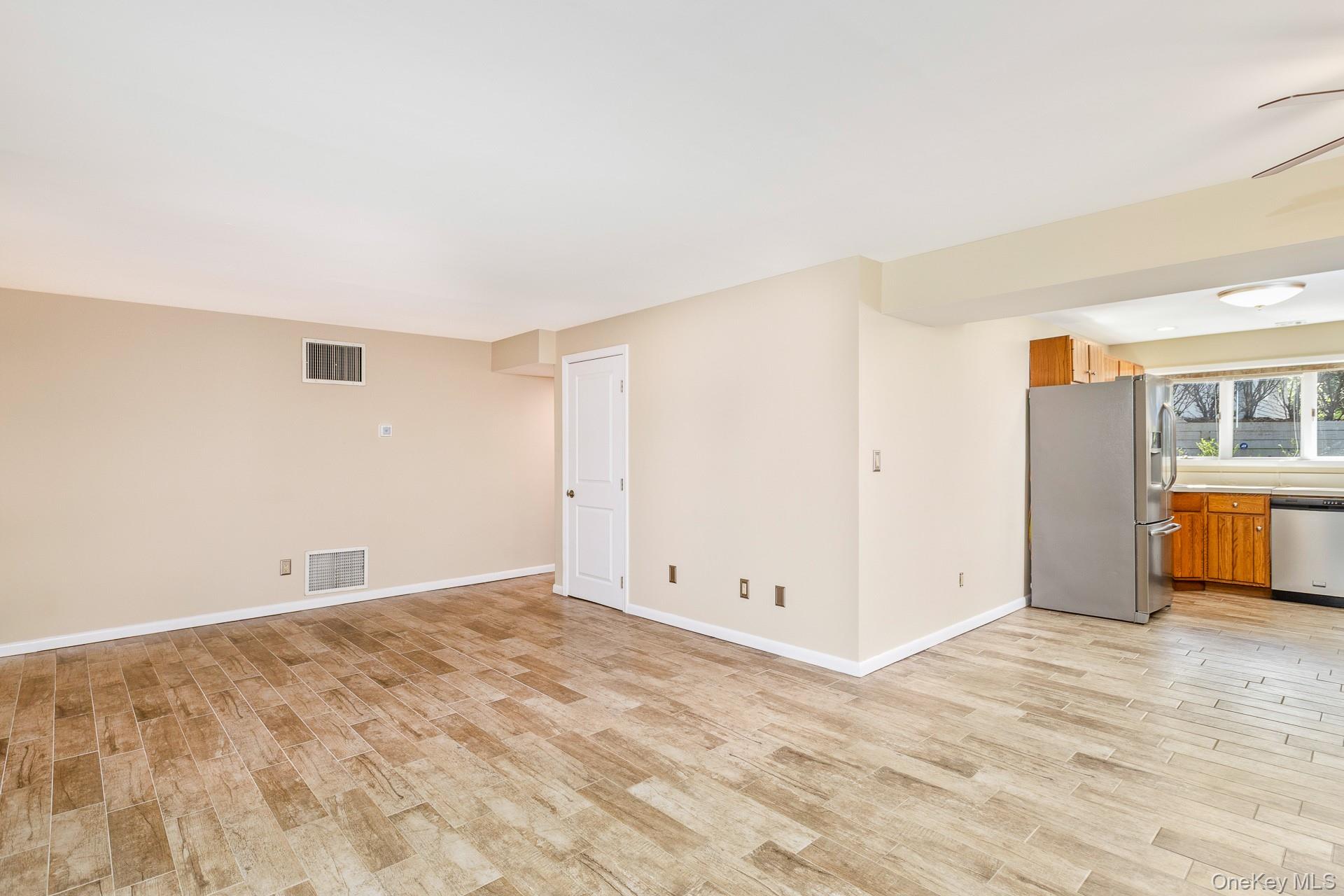 1 Summit Trail, Nissequogue, NY 11780