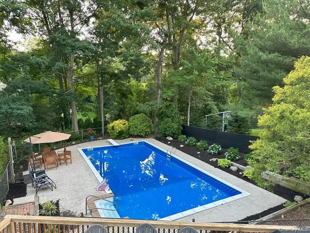 3 Pheasant Run, Wading River, NY 11792