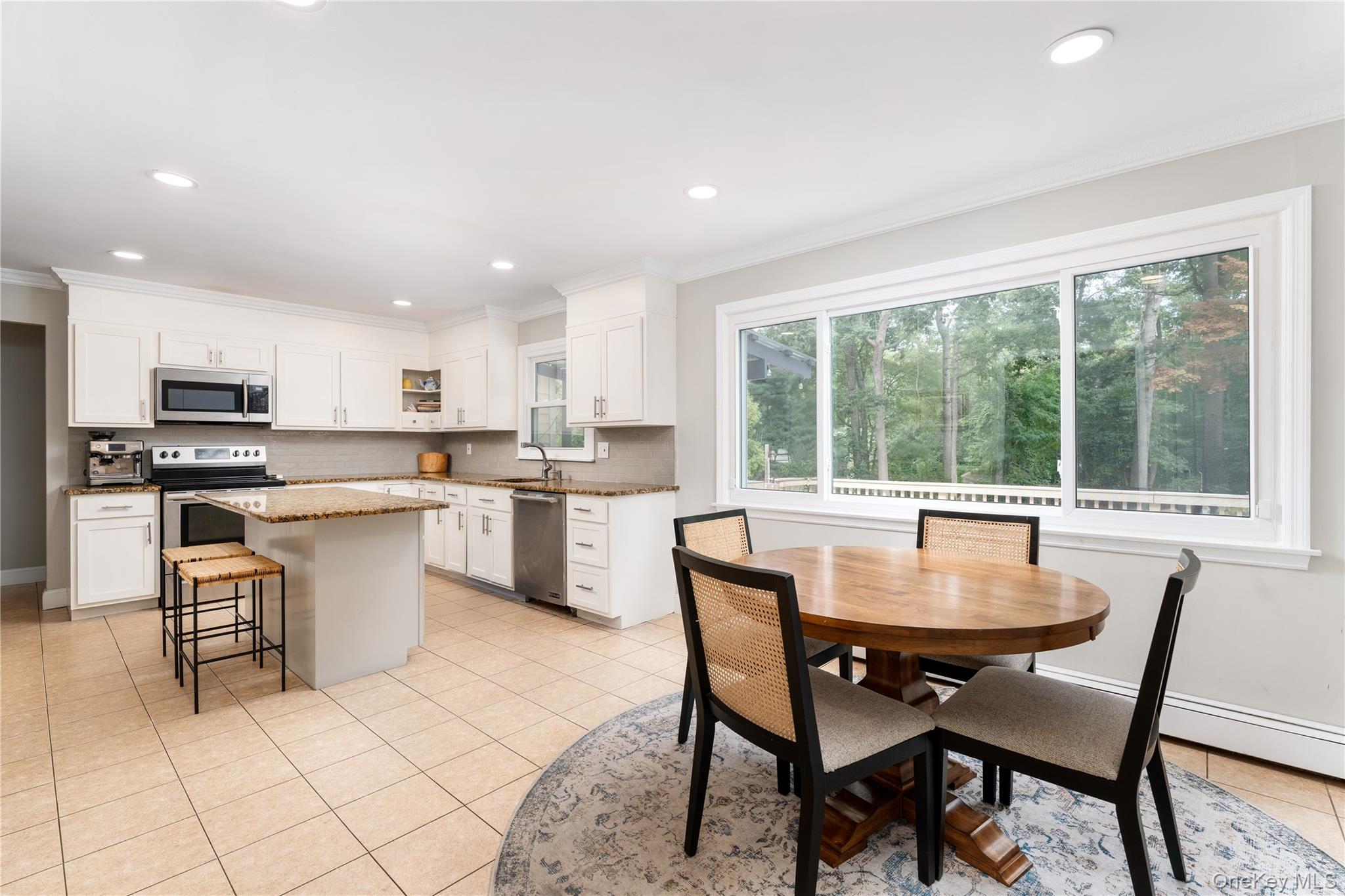 3 Pheasant Run, Wading River, NY 11792