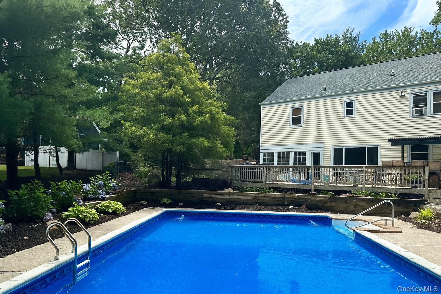 3 Pheasant Run, Wading River, NY 11792