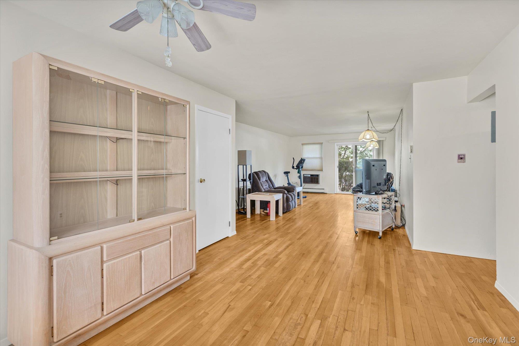 4712 Wilshire Lane # 4712, Oakdale, NY 11769