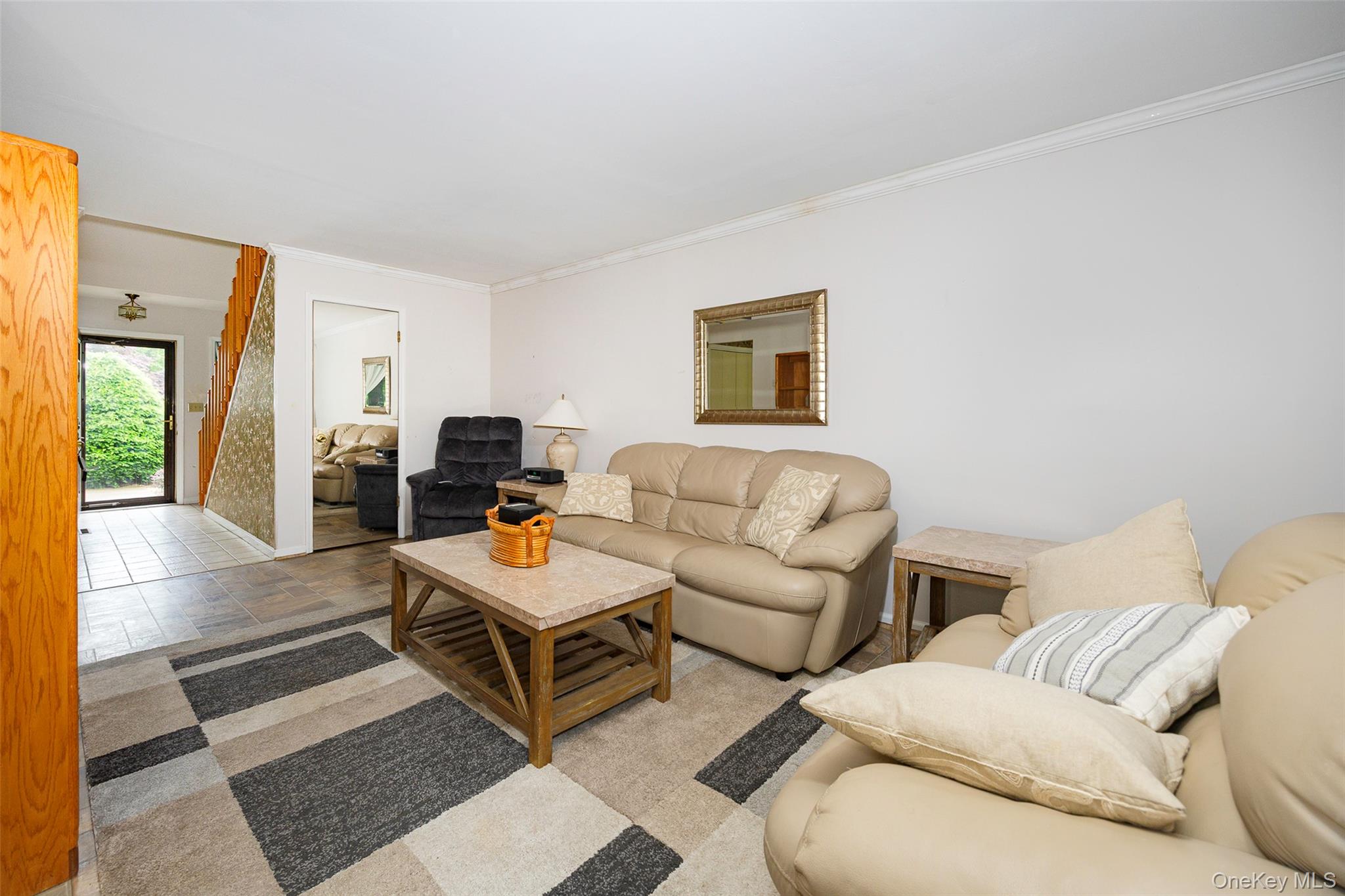 28 Amber Court, Poughkeepsie, NY 12603