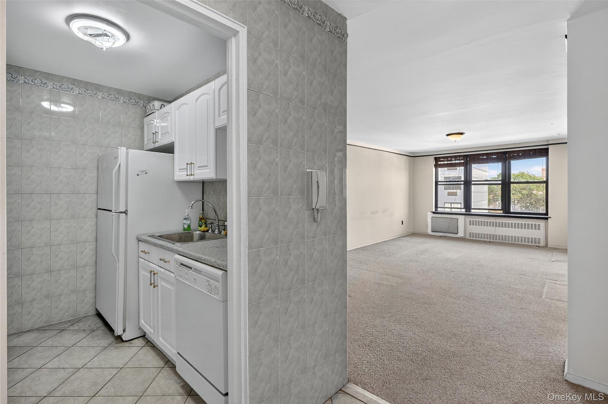 1874 Pelham Parkway S # 6E, Bronx, NY 10461