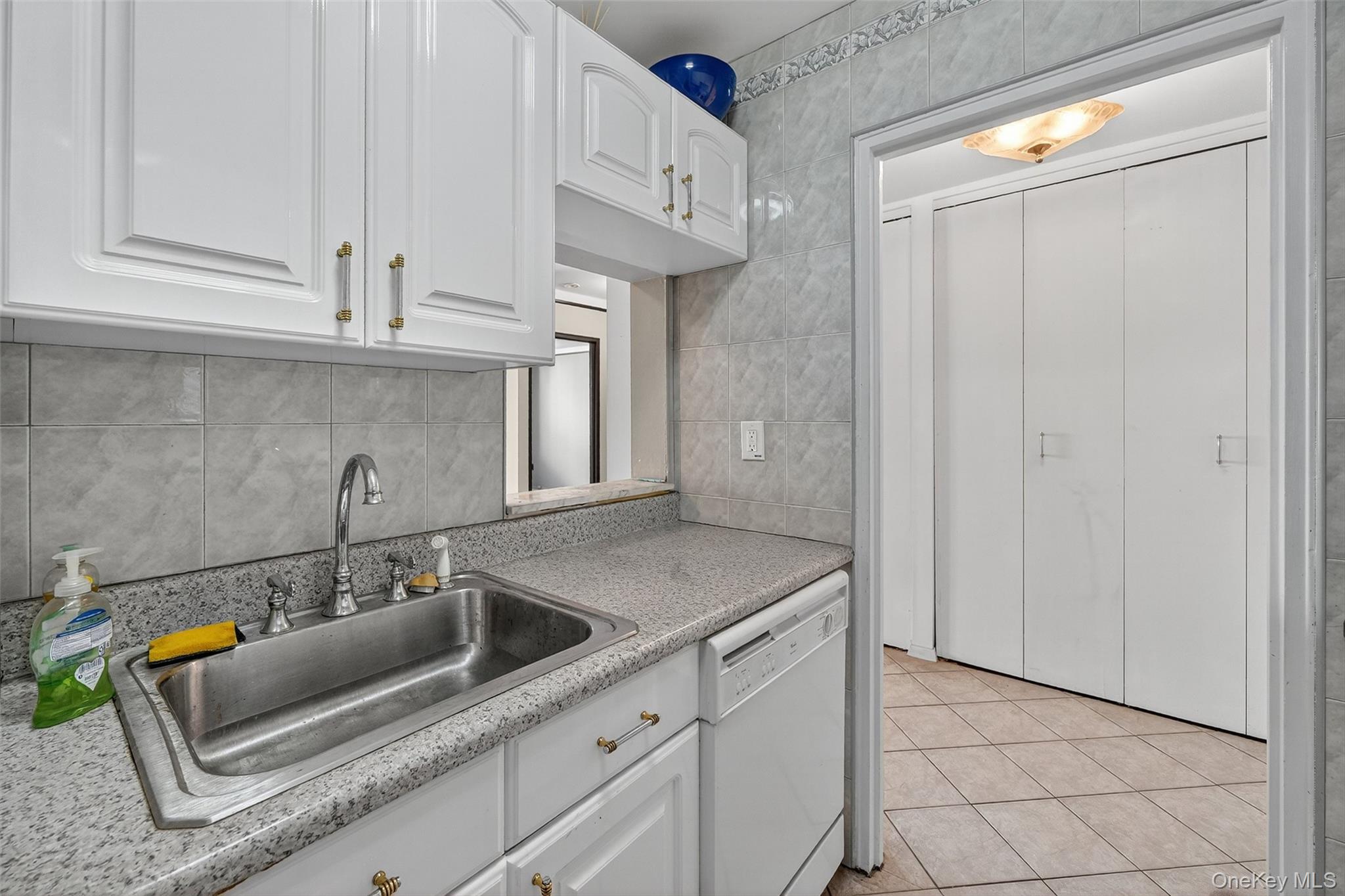 1874 Pelham Parkway S # 6E, Bronx, NY 10461