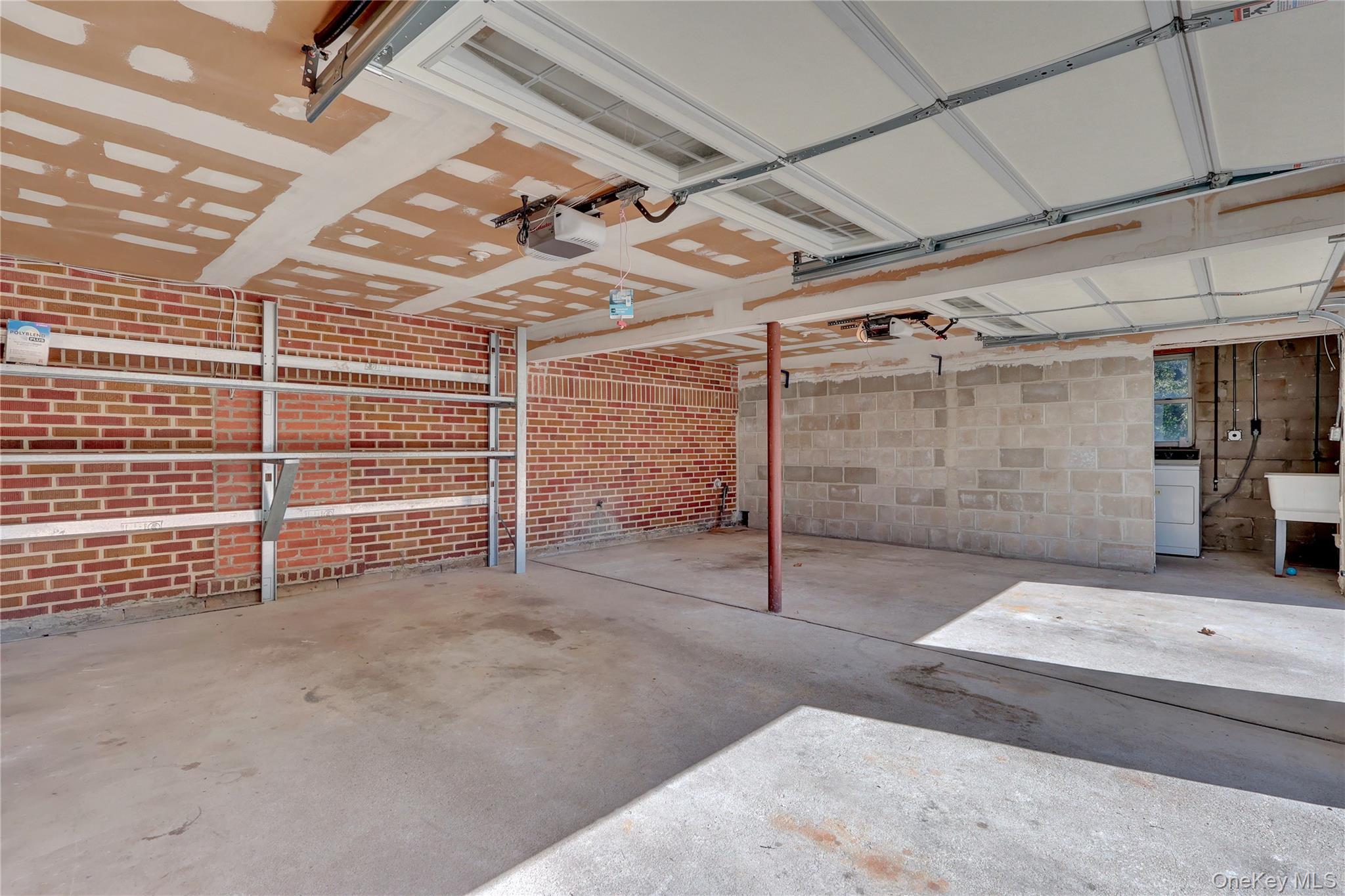 514 Sweet Hollow Road, Melville, NY 11747