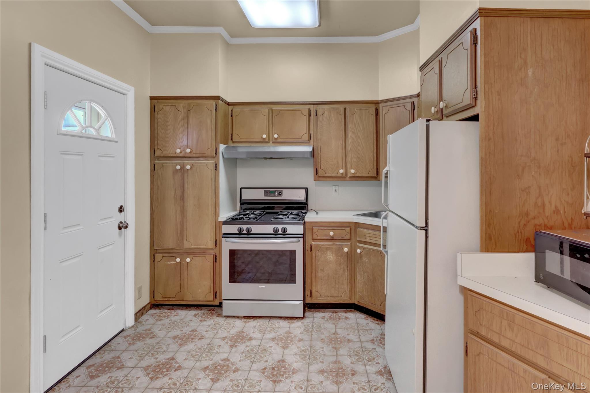 514 Sweet Hollow Road, Melville, NY 11747