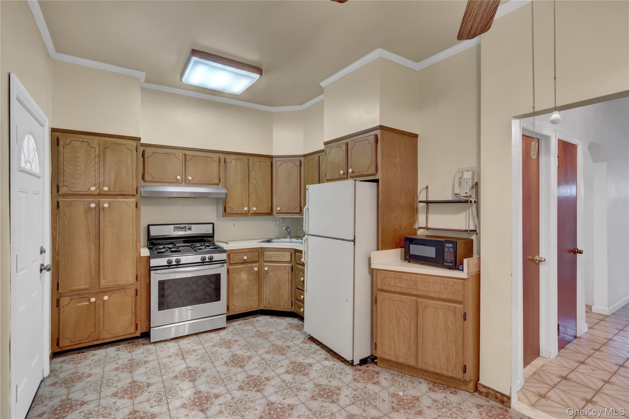 514 Sweet Hollow Road, Melville, NY 11747