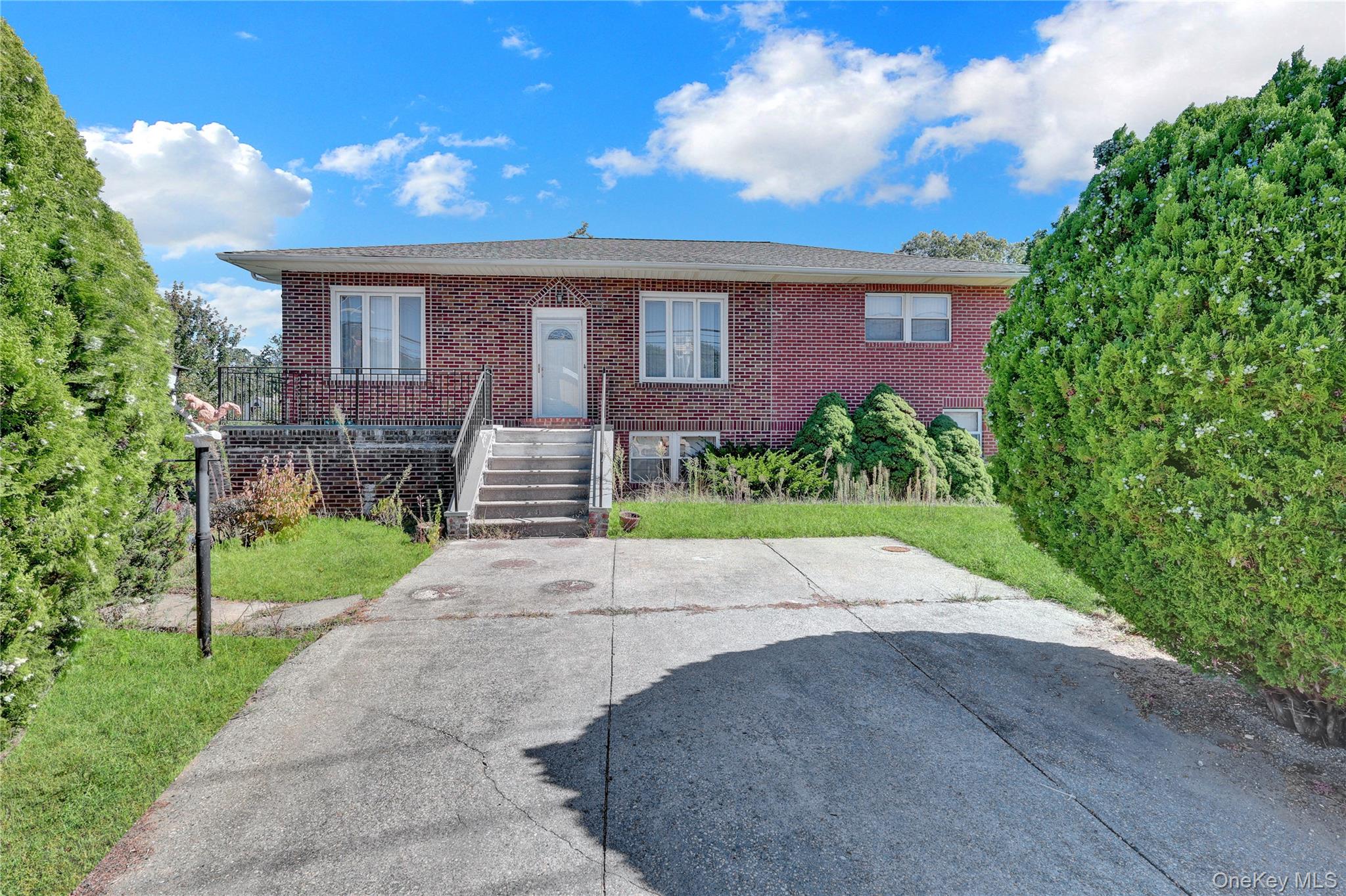 514 Sweet Hollow Road, Melville, NY 11747