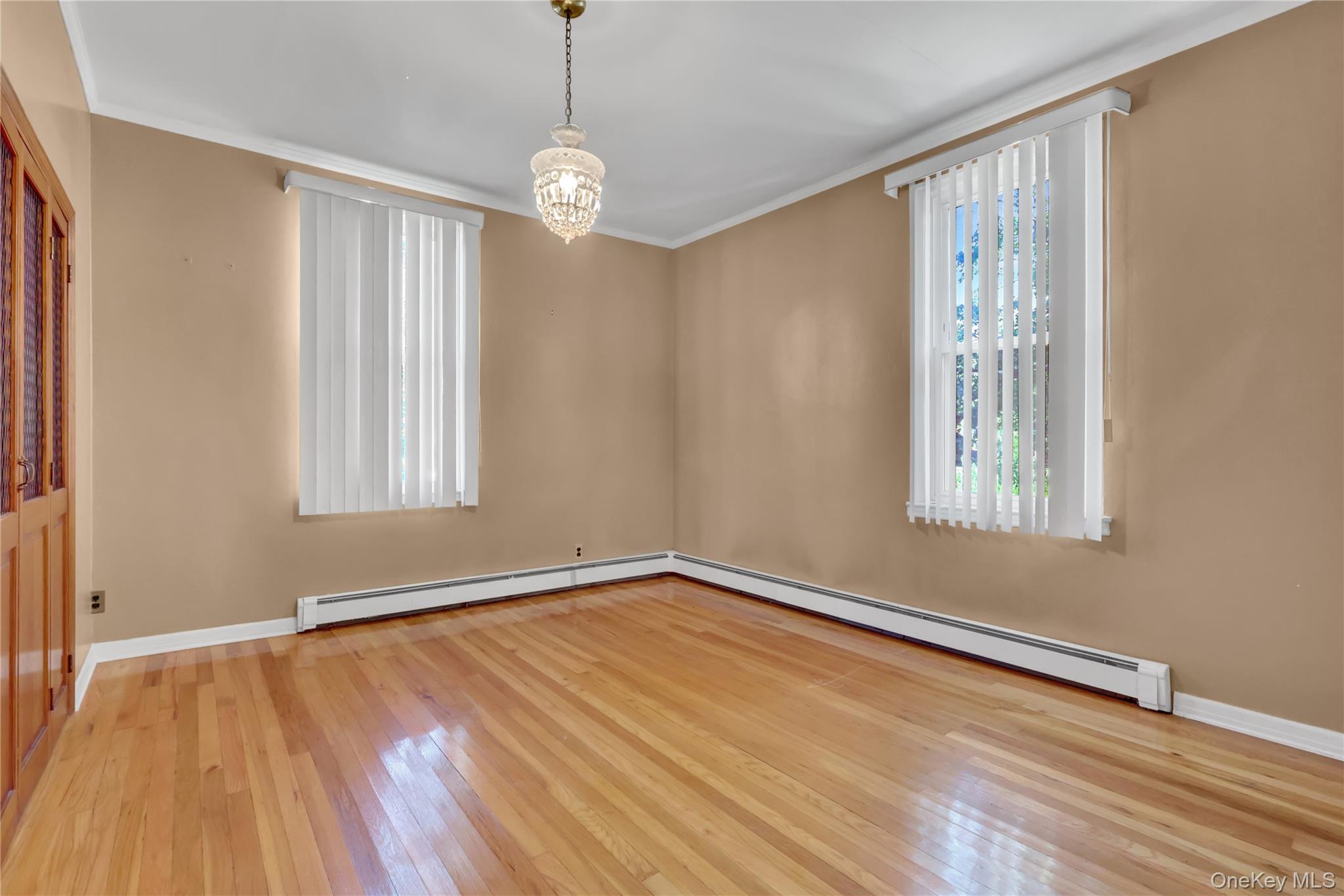 514 Sweet Hollow Road, Melville, NY 11747