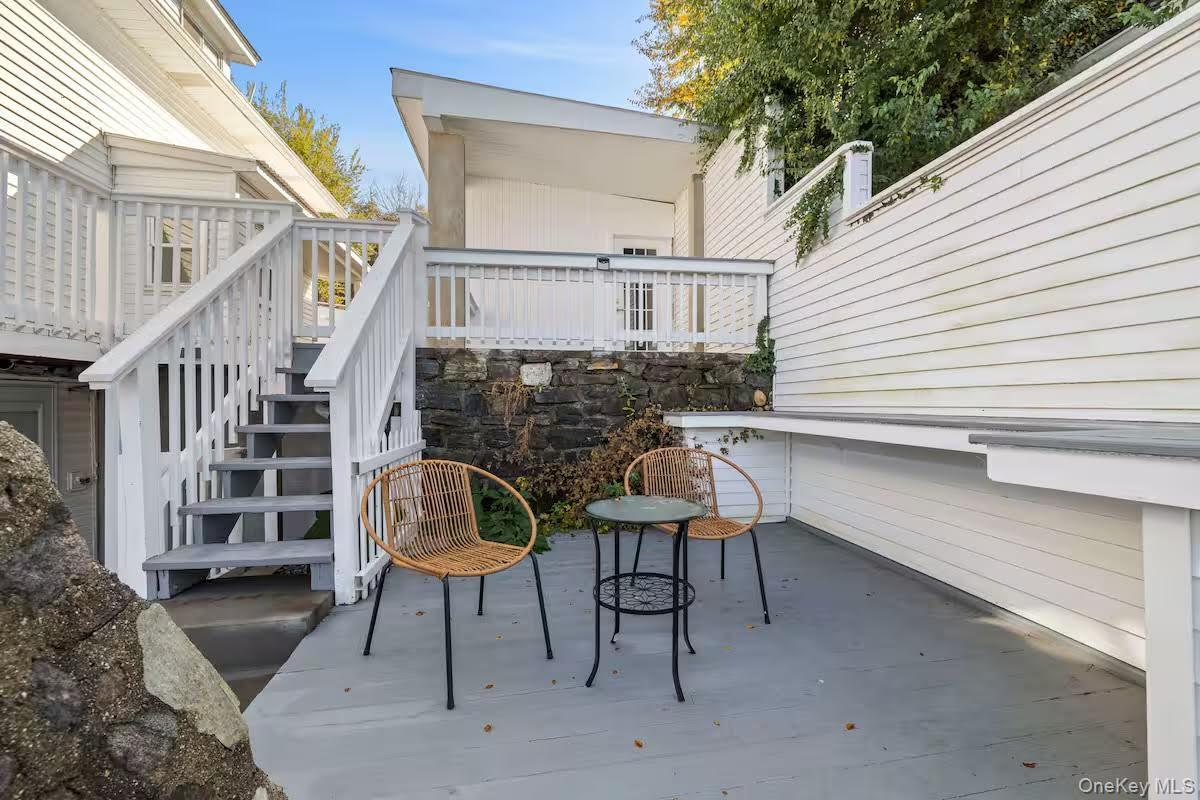 31 Wayne Avenue, Verplanck, NY 10596