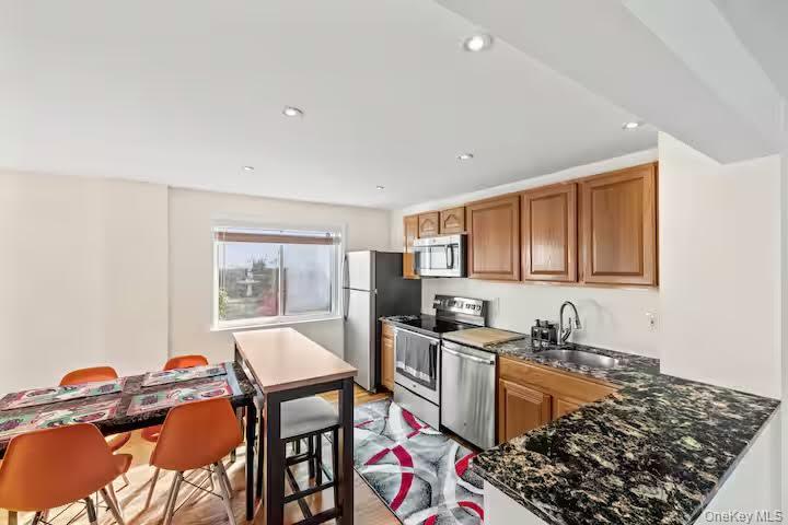 31 Wayne Avenue, Verplanck, NY 10596