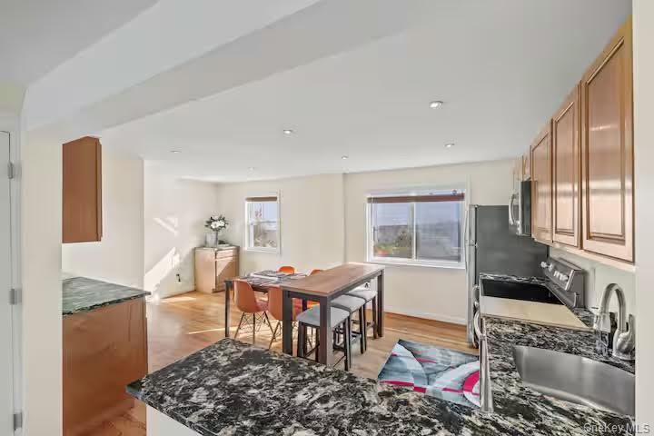 31 Wayne Avenue, Verplanck, NY 10596